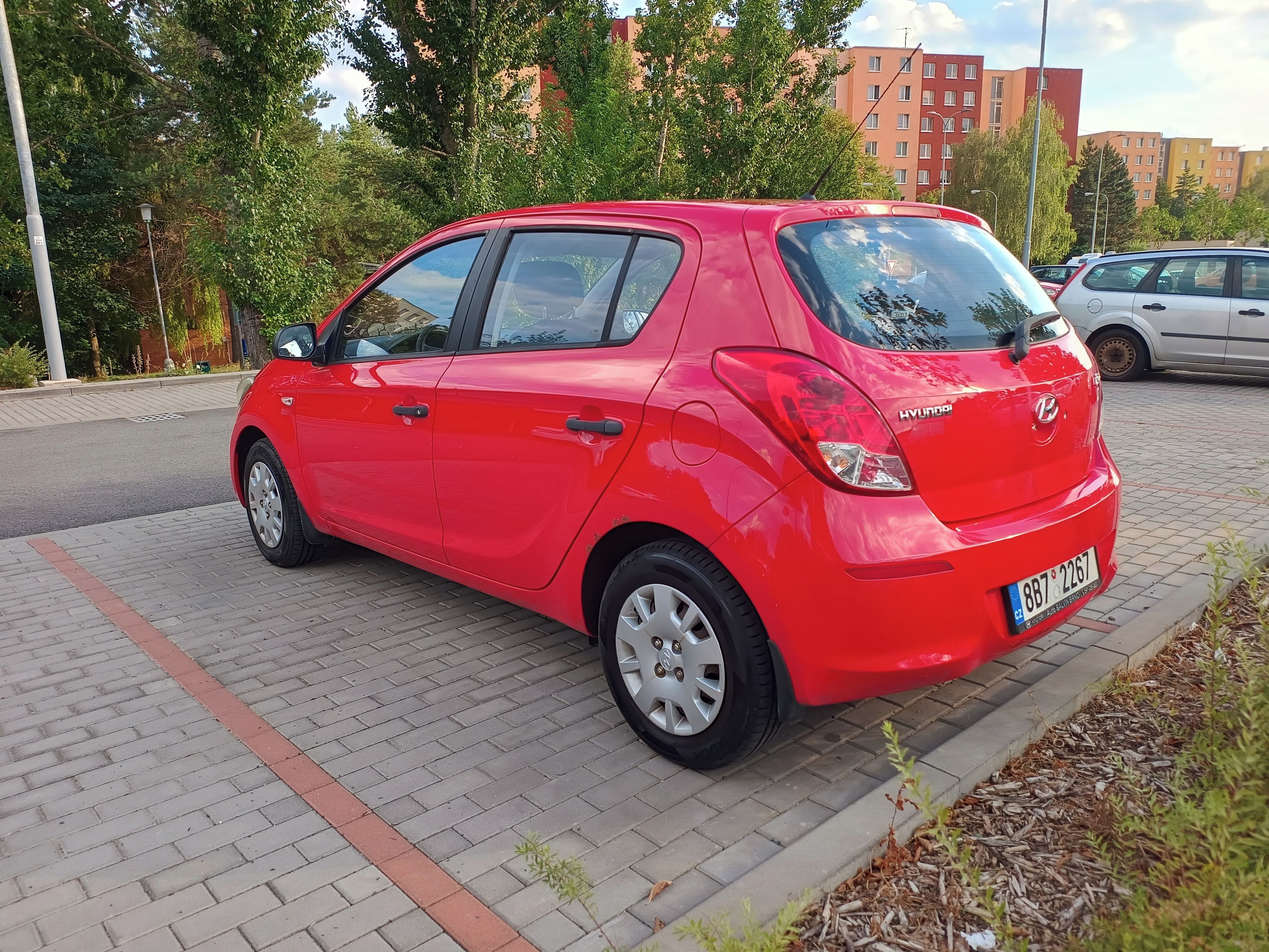 Hyundai i20 - fotka 3
