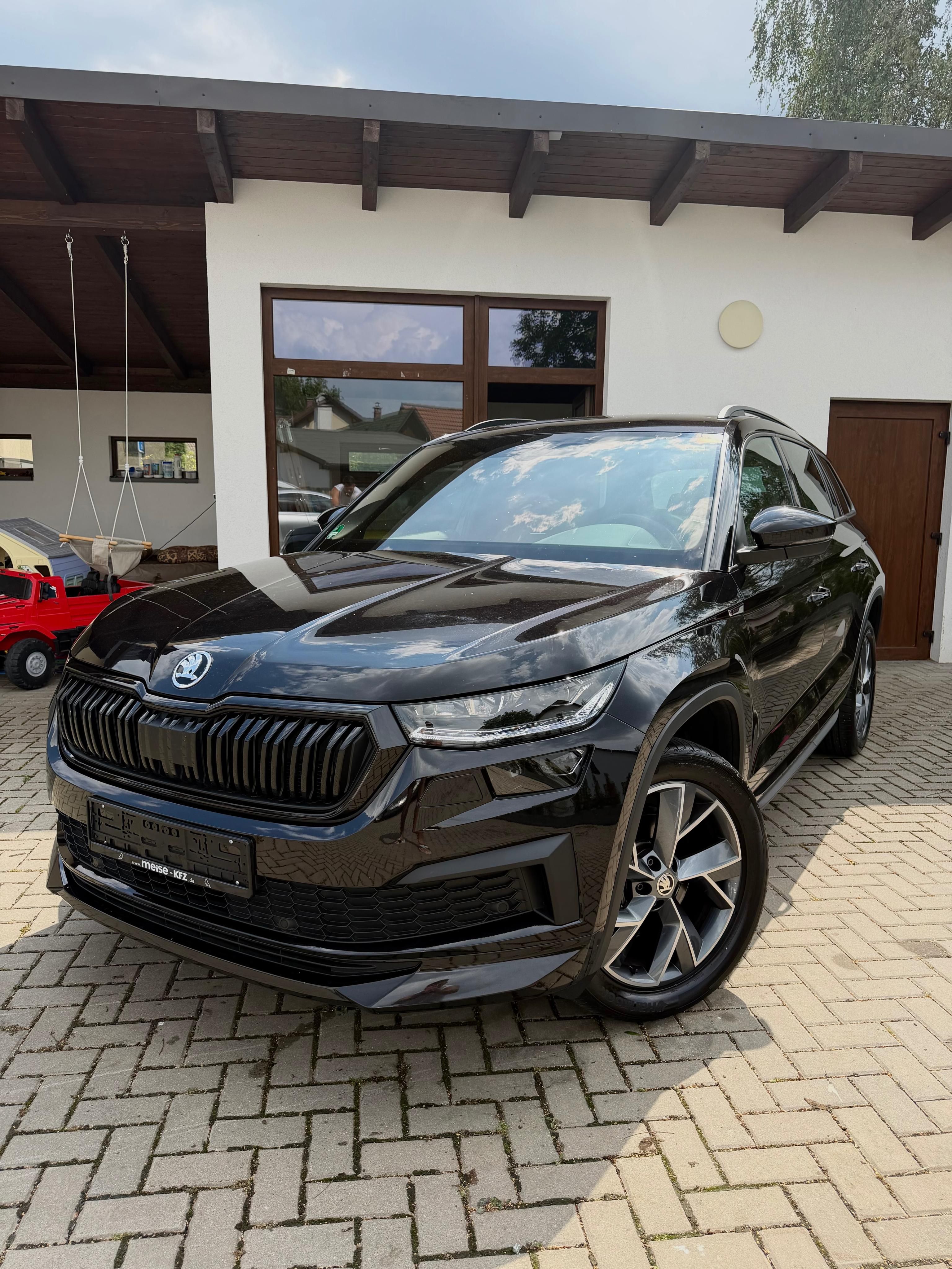 Škoda Kodiaq, SPORTLINE NEZ. TOP. DCC MATRIX