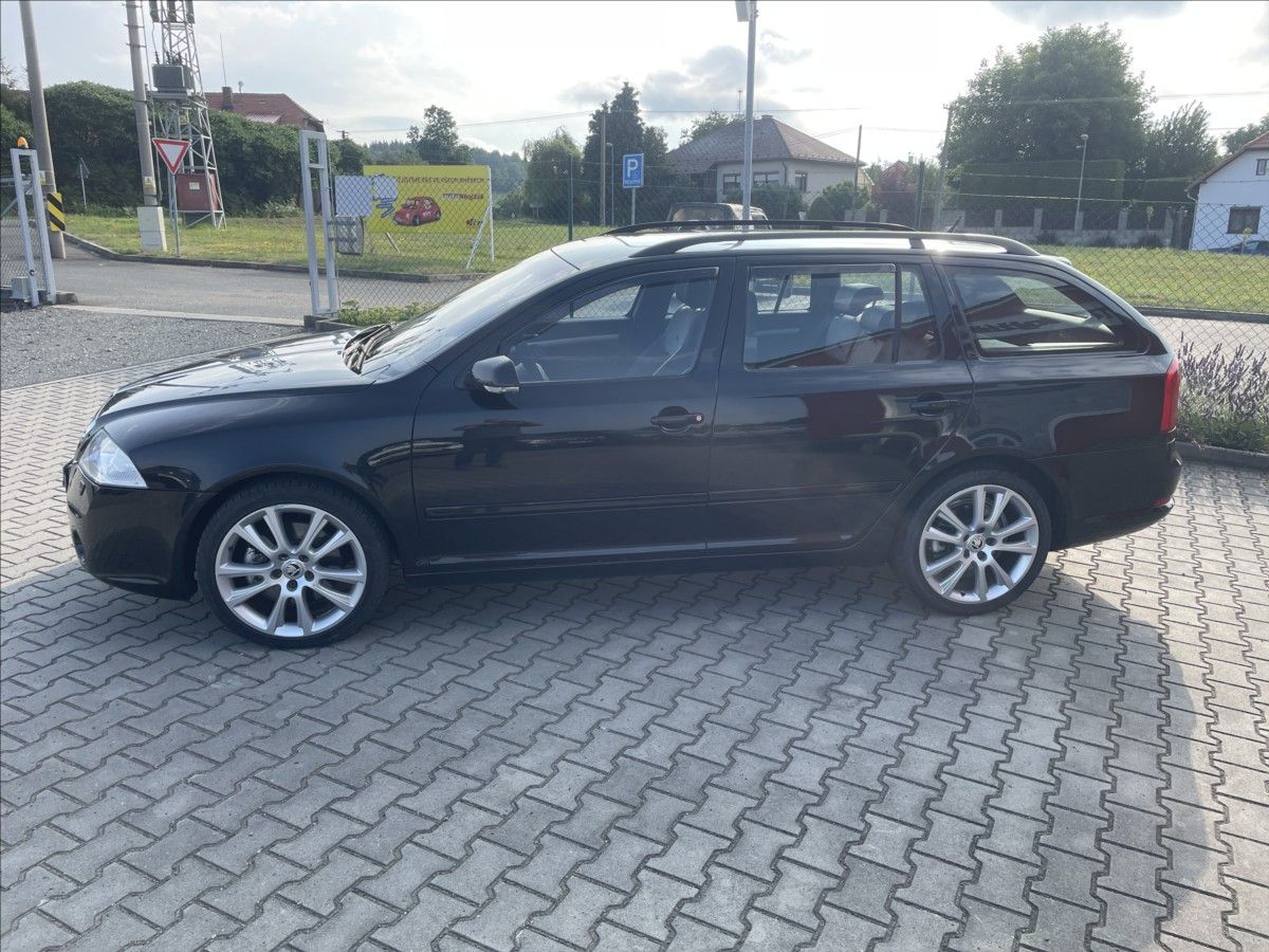 Škoda Octavia, 2,0 FSI RS 147 kW DIGIKLIMA XE - fotka 5