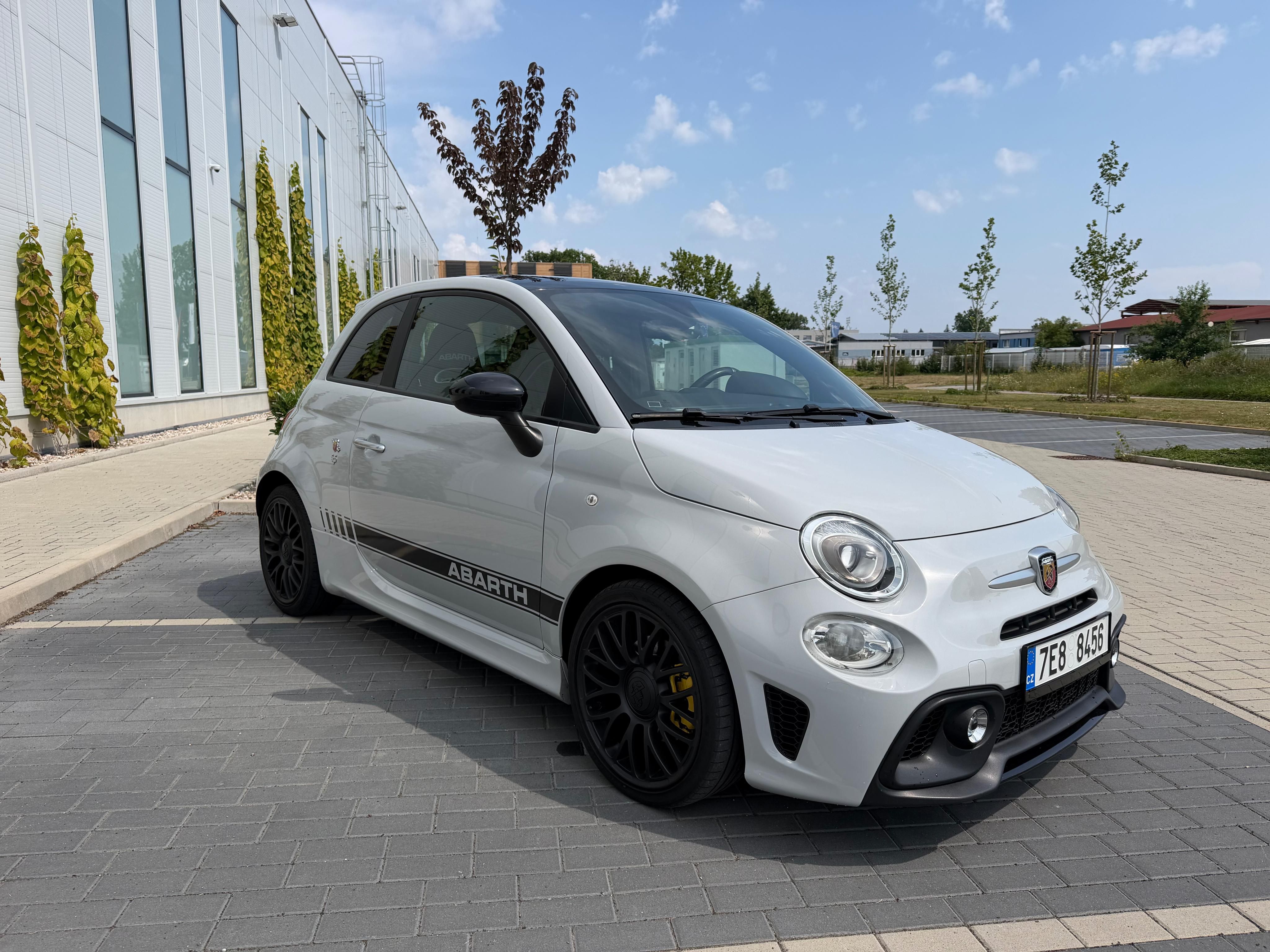 Abarth 595, Corsa*1.4 T-Jet145k*NAVI*Kůže