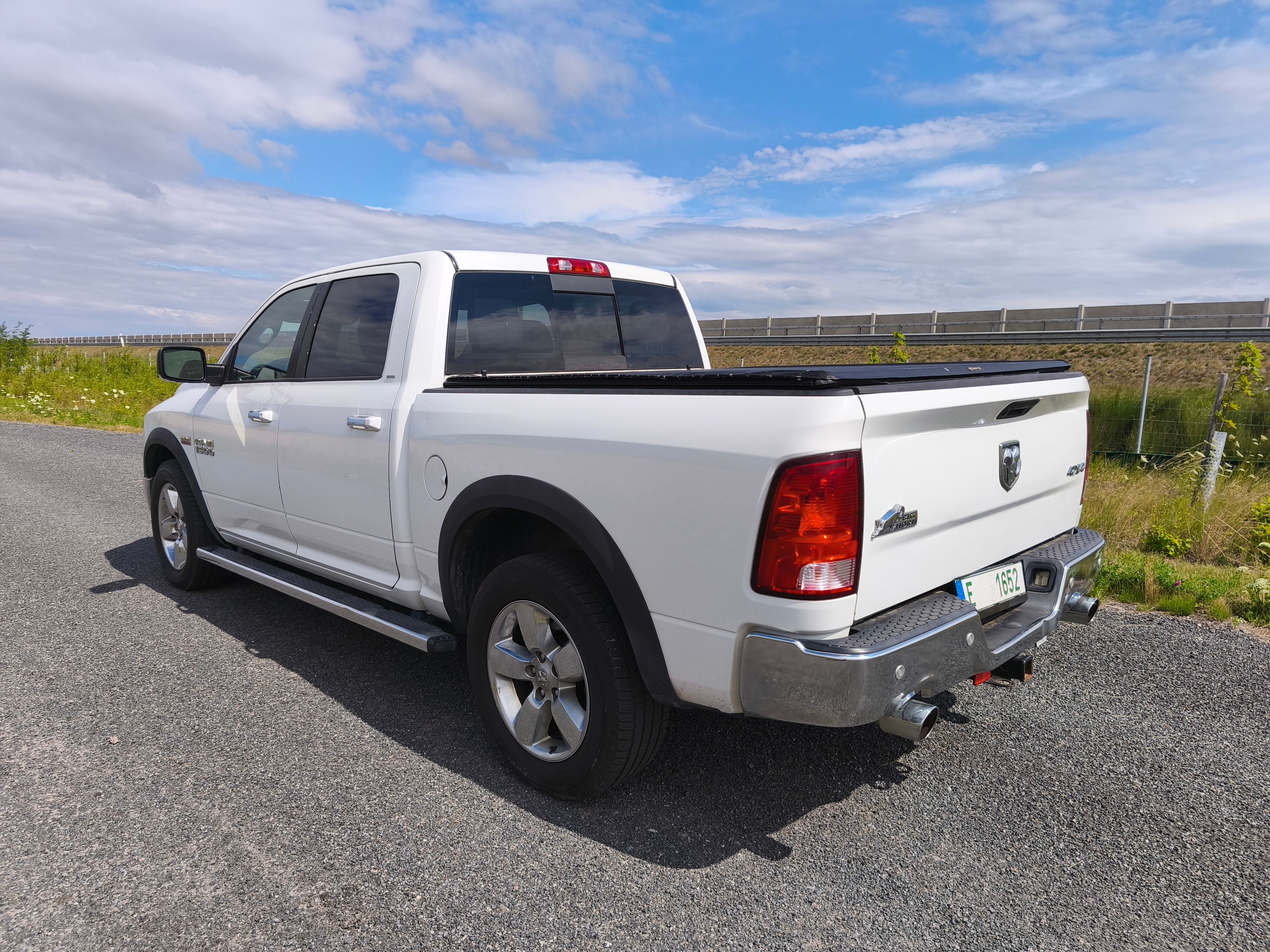 Dodge Ram, 4x4 BigHorn - fotka 6