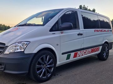 MB Vito bus