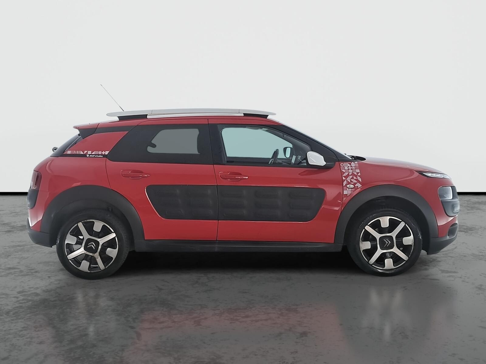 Citroën C4 Cactus, 1.6 BlueHDi, Navi - fotka 6