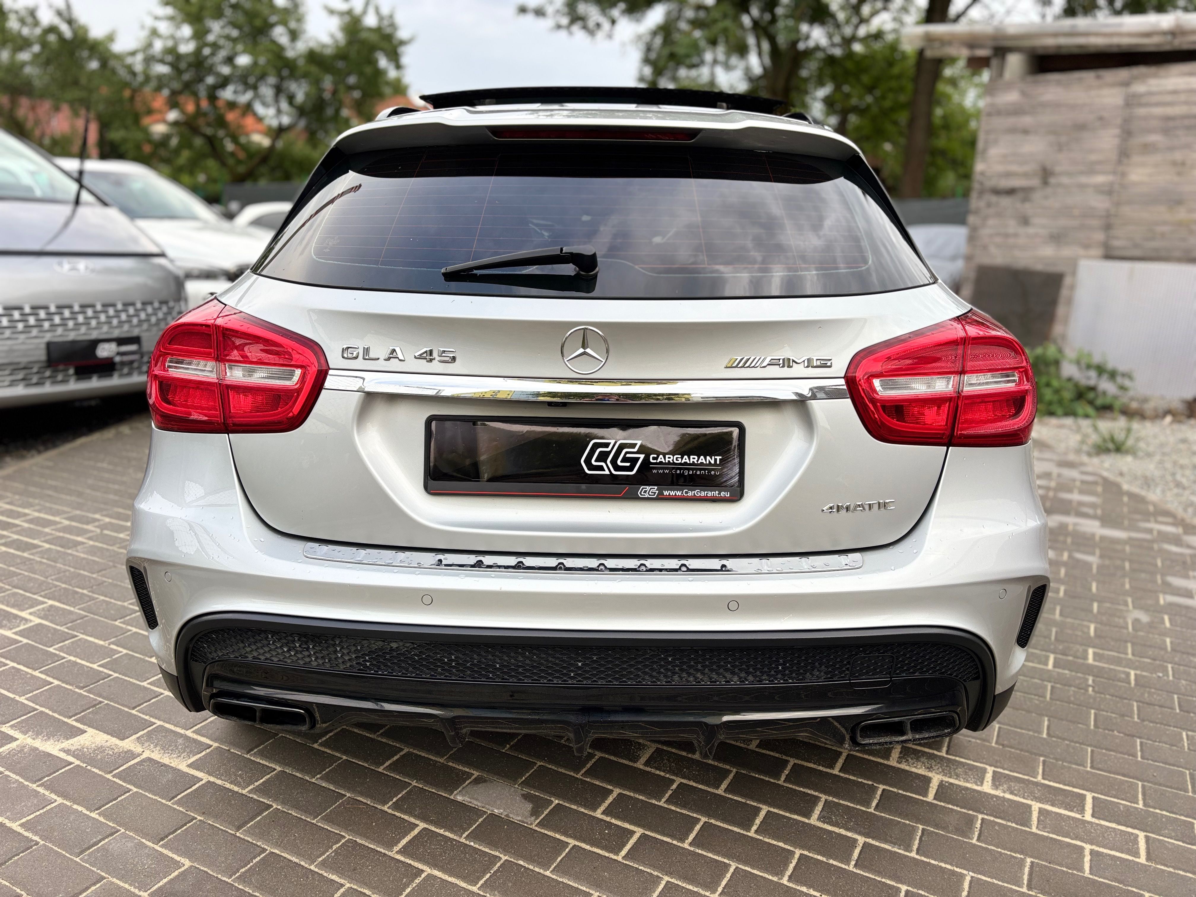 Mercedes-Benz GLA, 45 4MATIC,360PS,AMG,Carbon,DPH - fotka 4
