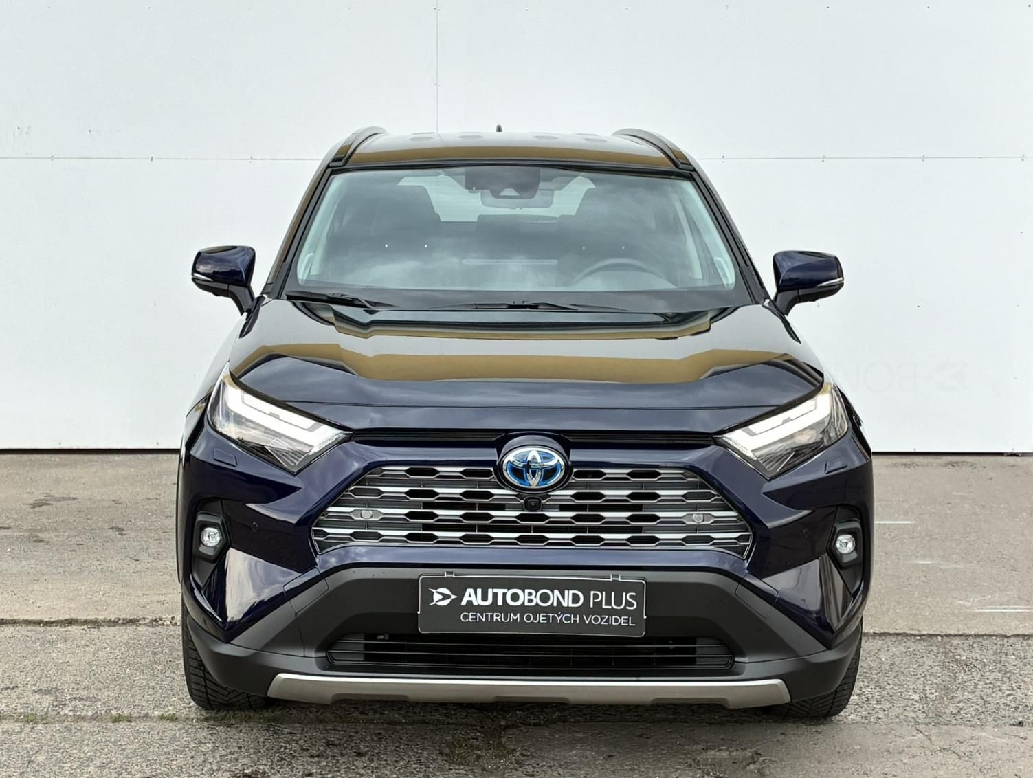 Toyota Rav4, 2.5 HSD e-CVT AWD Exe. JBL - fotka 4