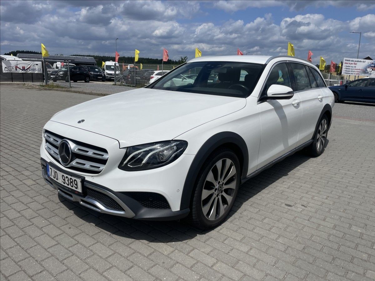 Mercedes-Benz Třídy E, 2,0 ALLTERRAIN 4Matic LED HUD