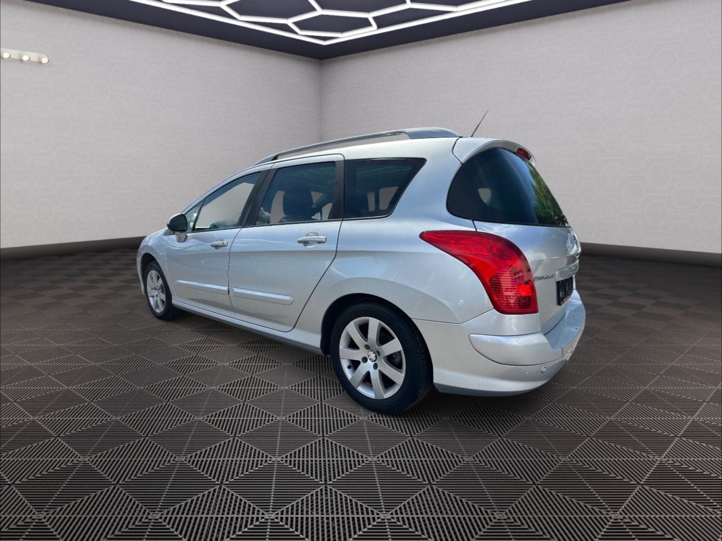 Peugeot 308, SW 1,6HDI 82Kw - fotka 5
