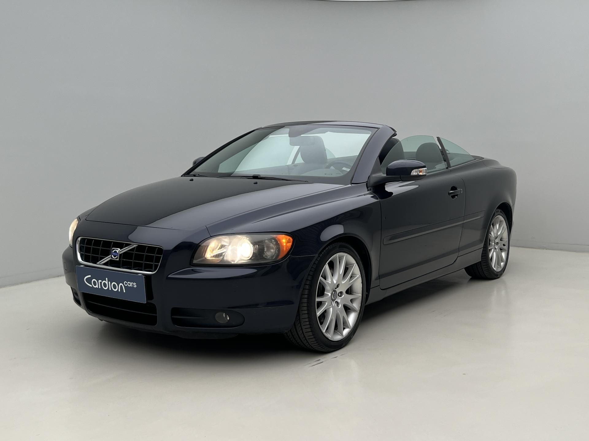 Volvo C70, MOMENTUM