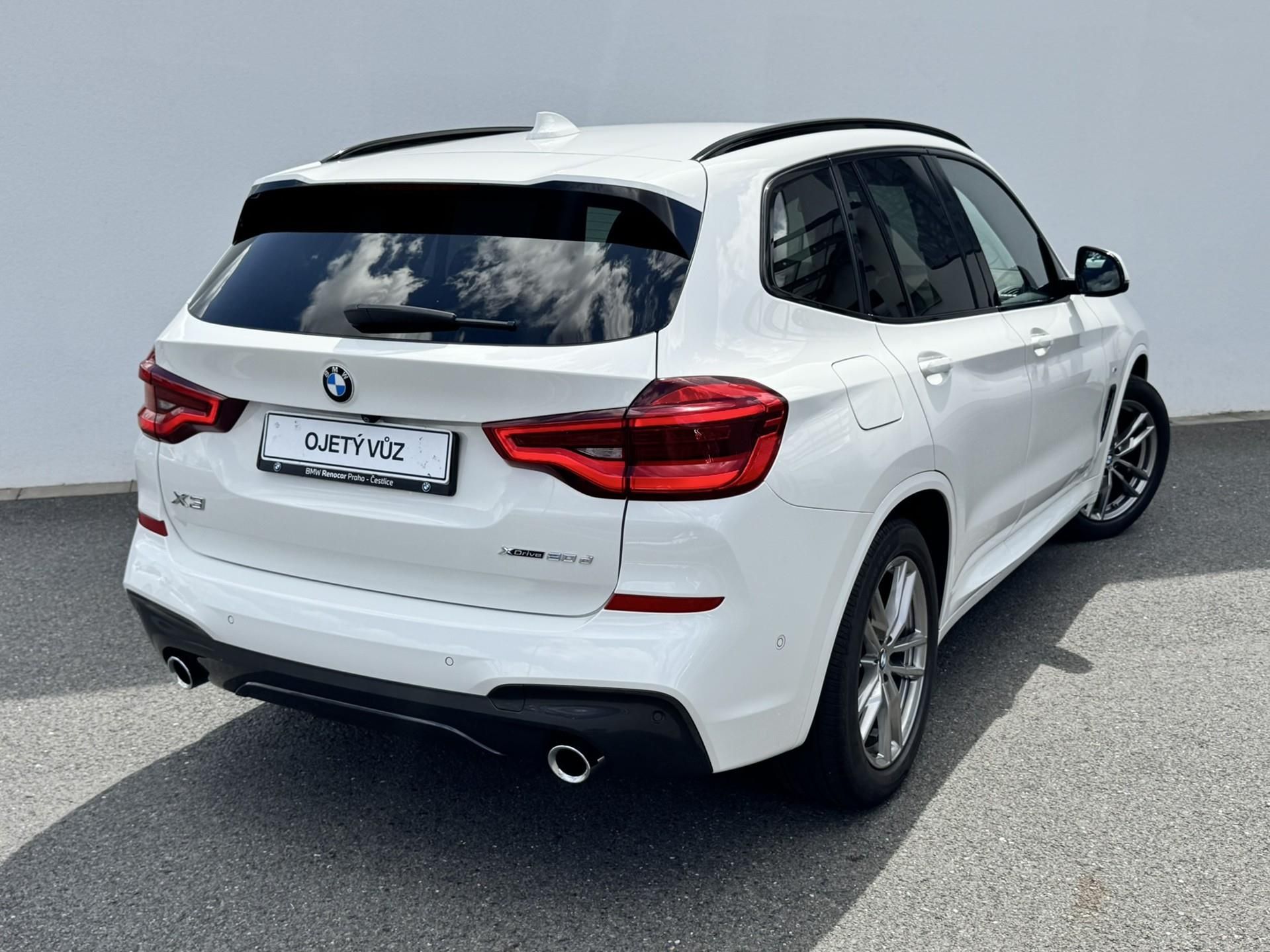 BMW X3, X3 xDrive20d Mpaket - fotka 2