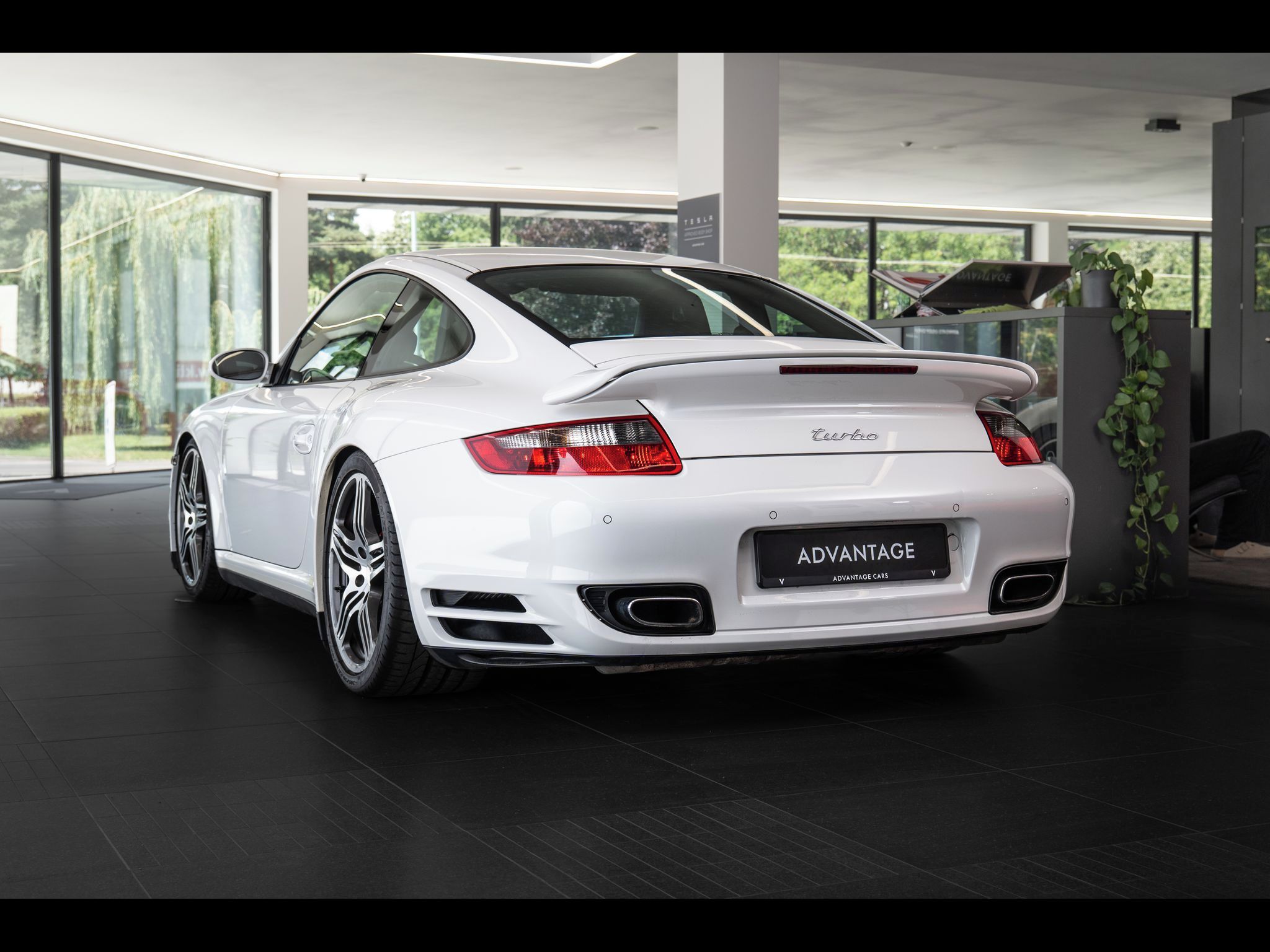 Porsche 911, (997.1) Turbo Bose/Vyhřívaná s - fotka 4