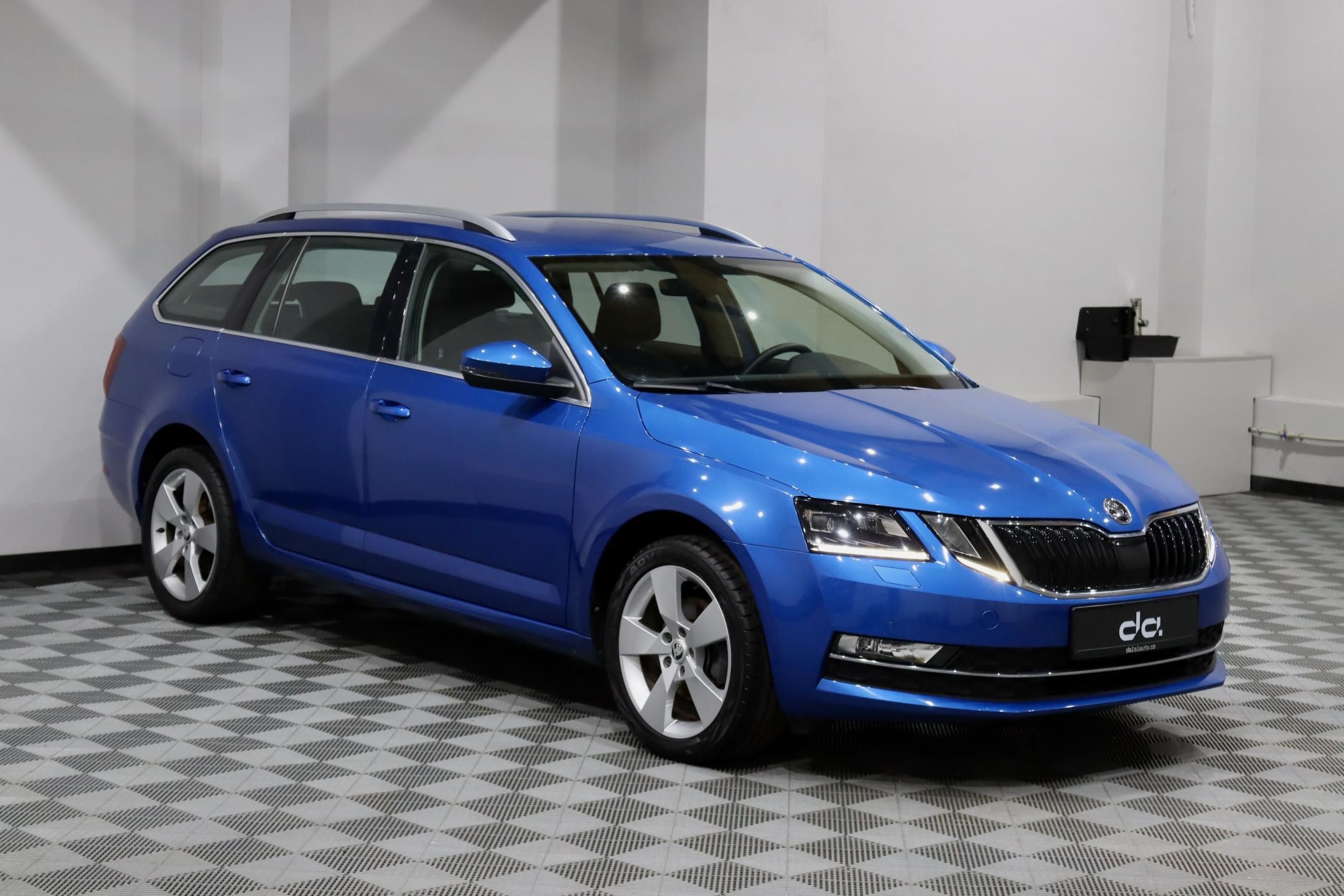 Škoda Octavia, 3 FL Combi 1.4 TSI 110 kW - fotka 2