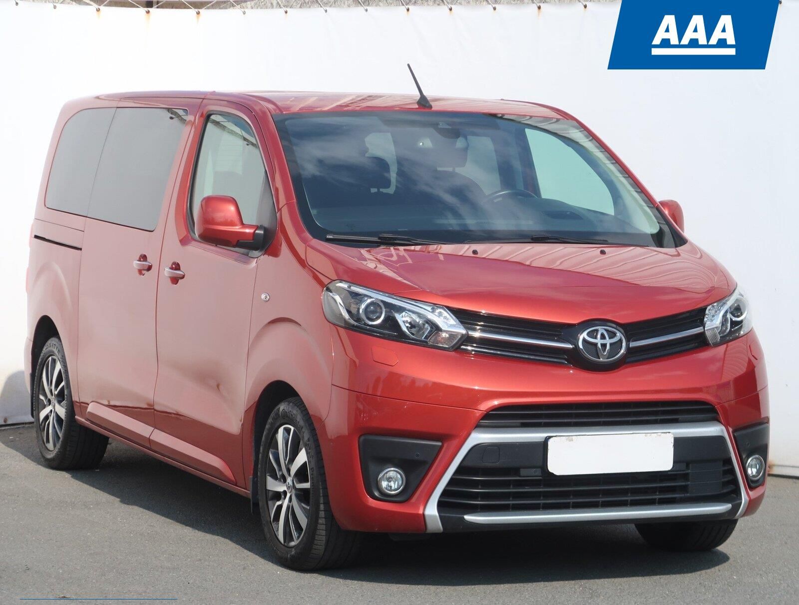 Toyota Proace Verso, 2.0 D-4D, Family, 8 míst, L1