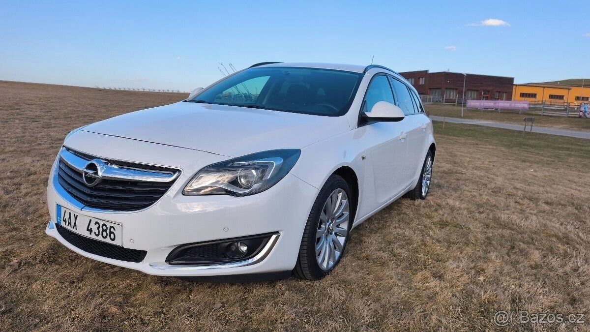 Opel Insignia, ST 2.0cdti 103 kW - fotka 6