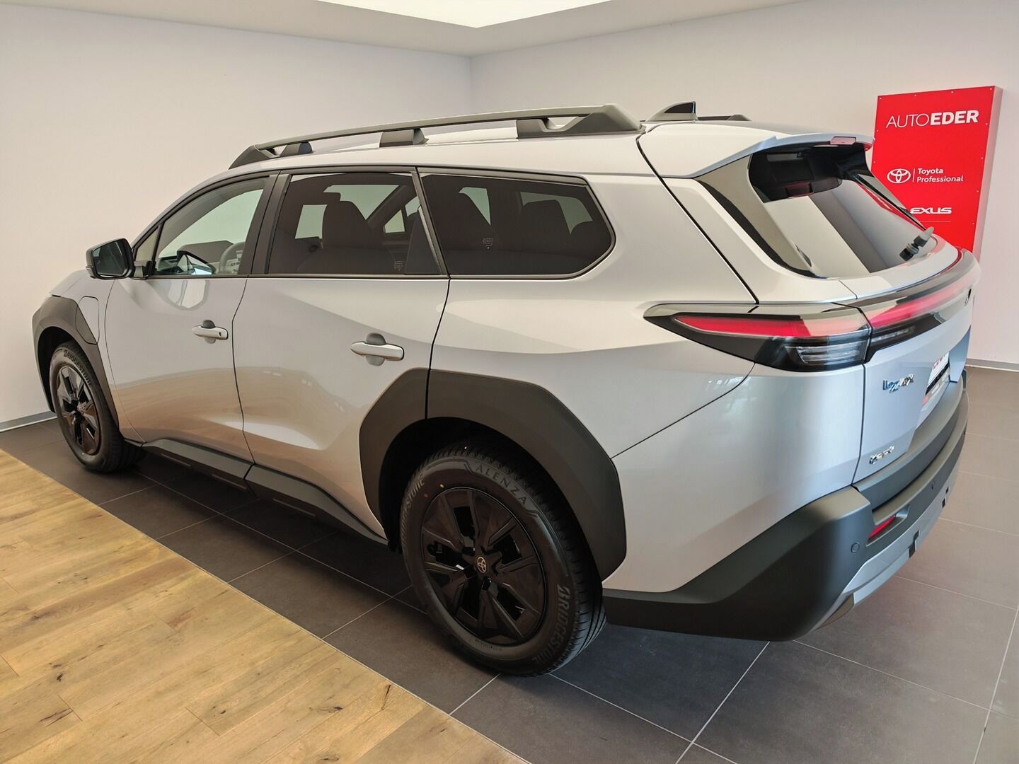 Toyota bZ4X, Touring 4x4 Style - fotka 6