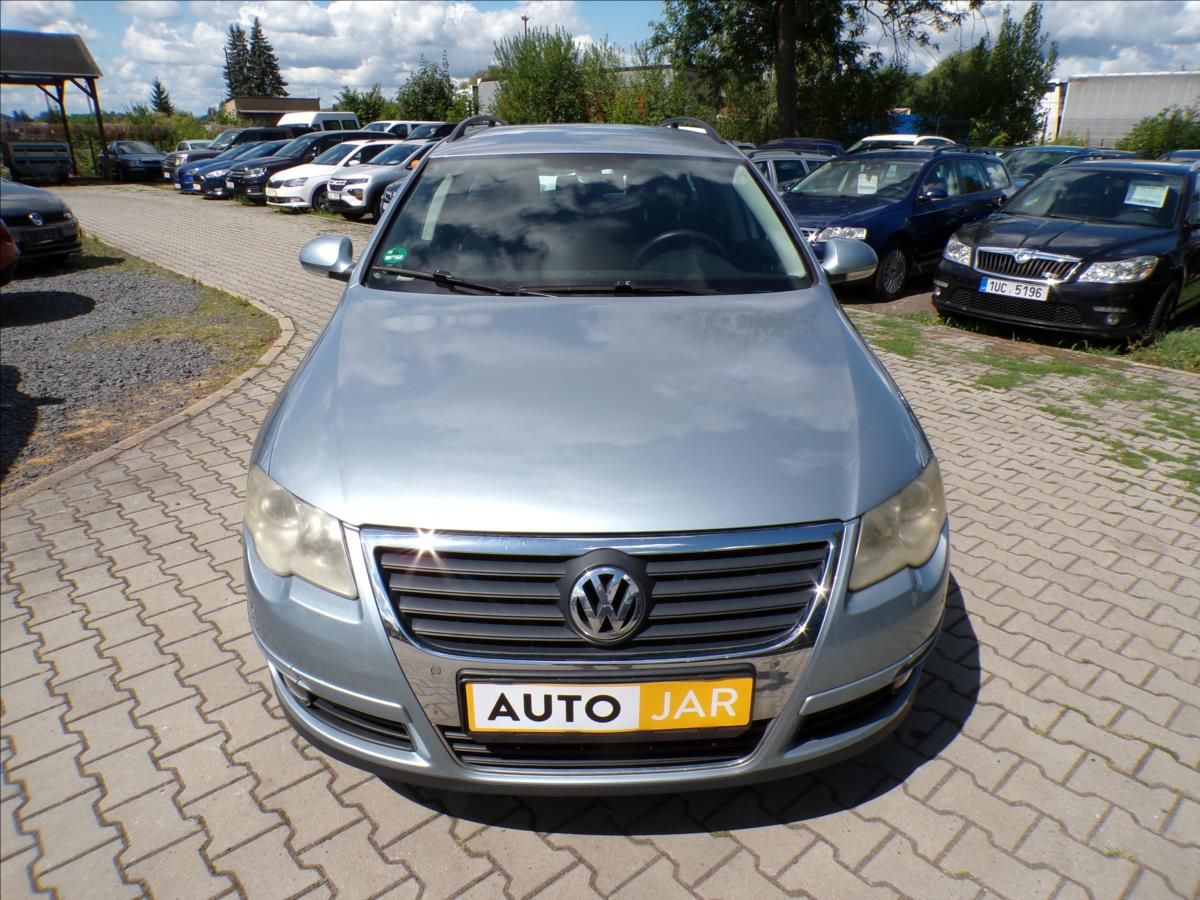 Volkswagen Passat, 2,0 FSI - fotka 3