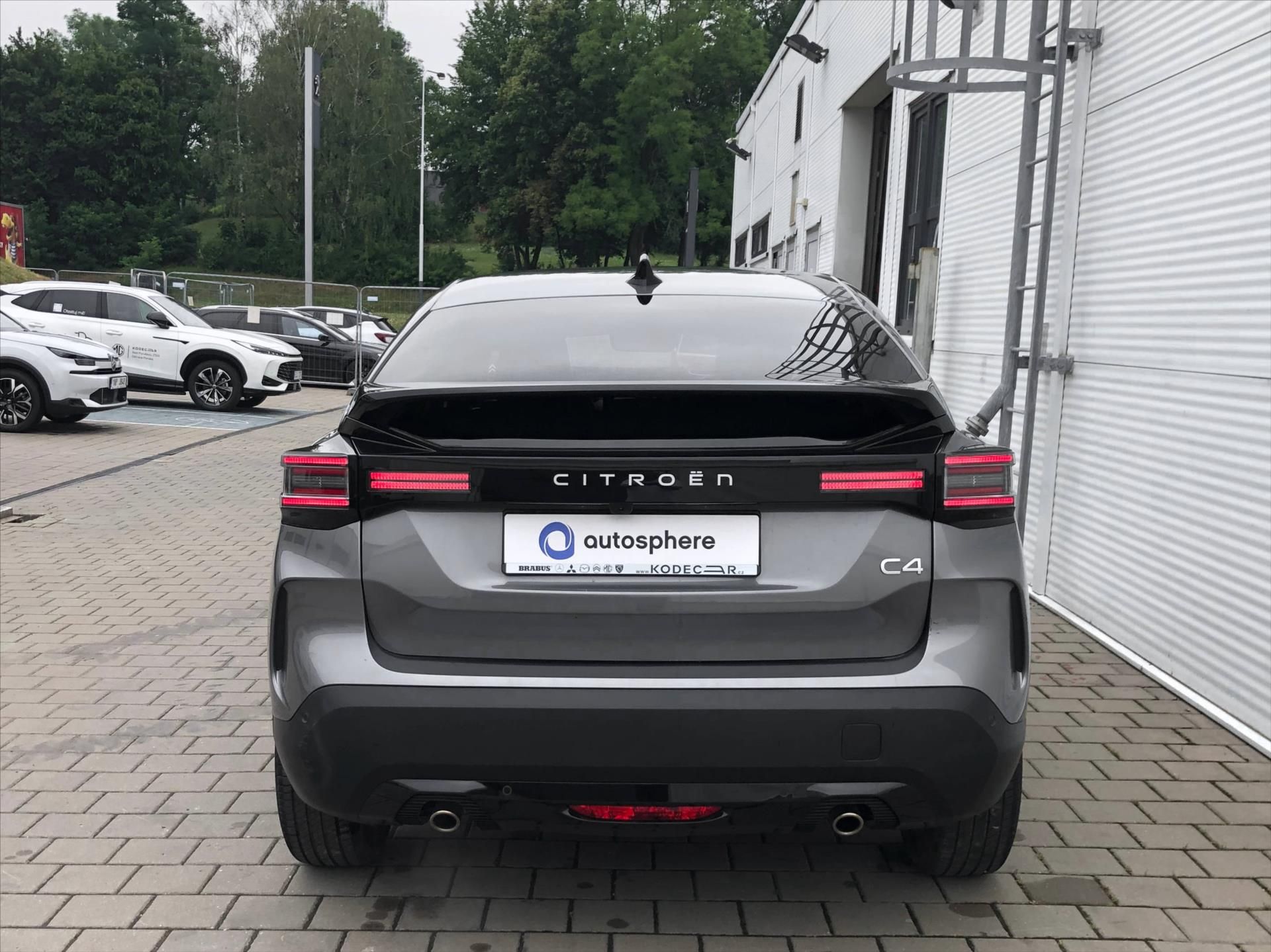 Citroën C4, 1,2 Petrol MAX 130k Automatic - fotka 5