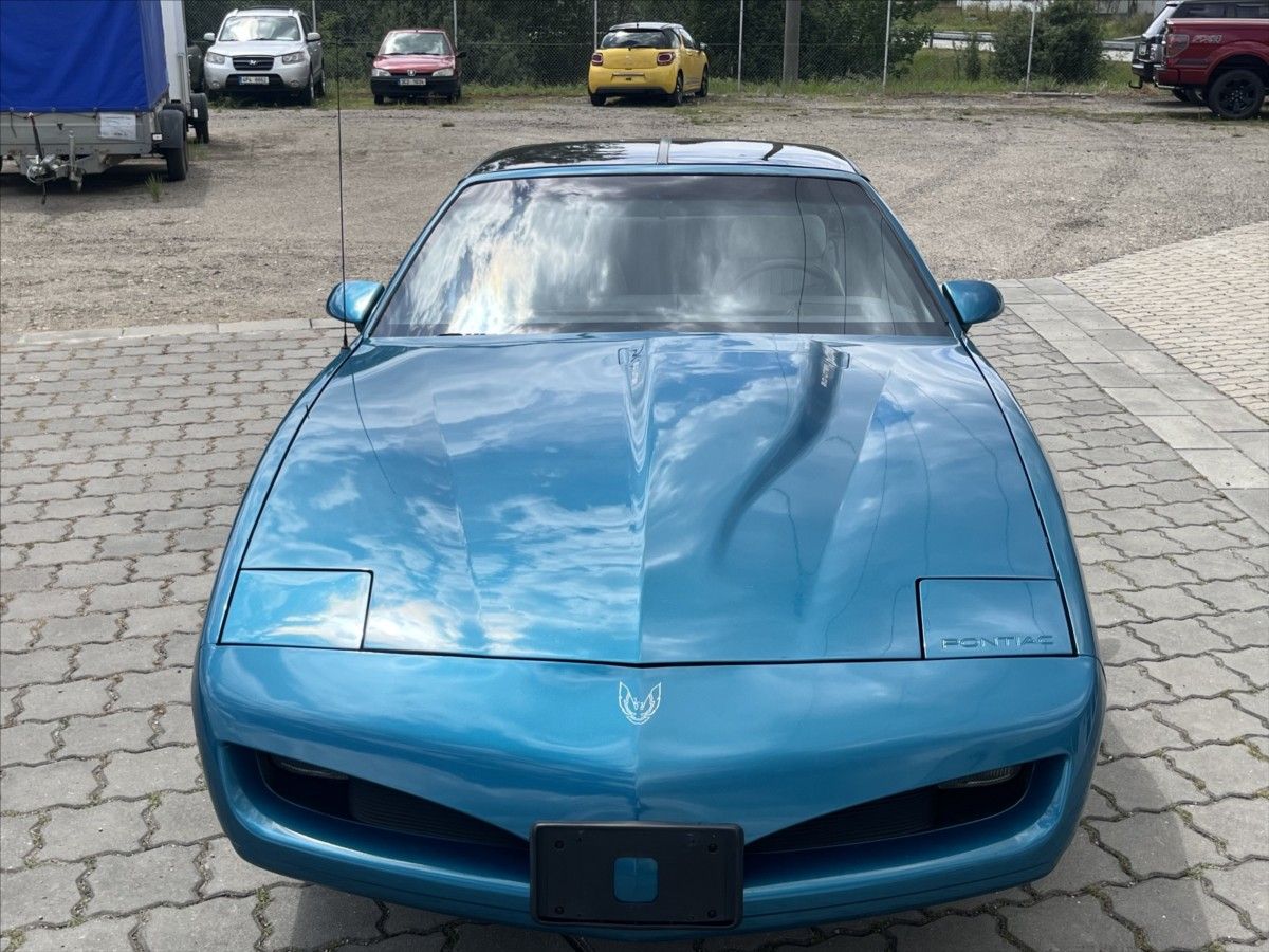 Pontiac Firebird, 5,0 Targa  pěkný originál  sta - fotka 4