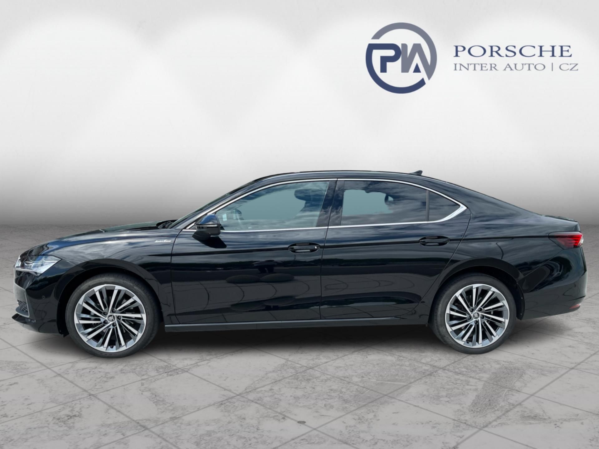 Škoda Superb, 2.0TDi 110kW L&K DSG - fotka 4