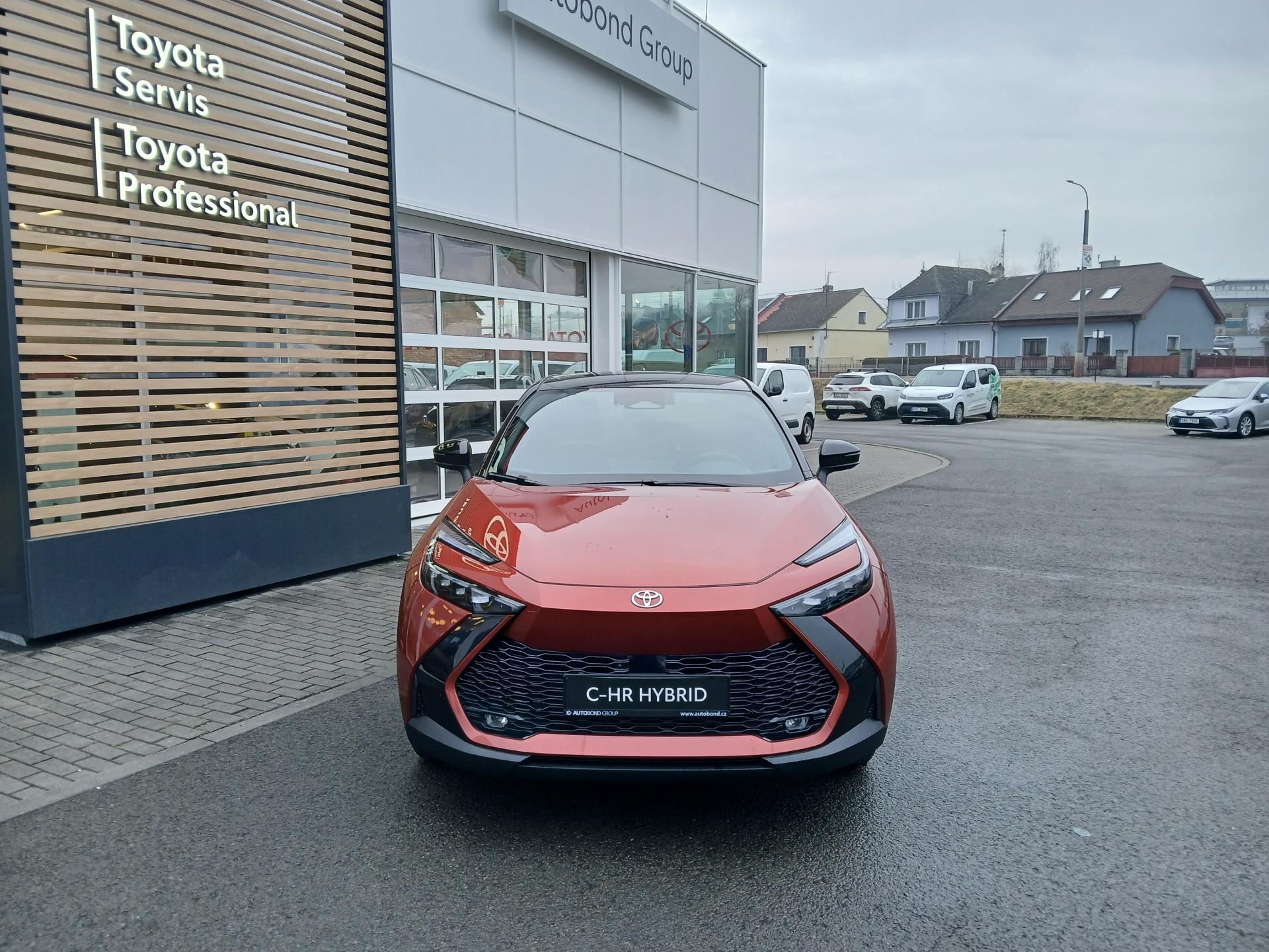 Toyota C-HR, 2,0 PHEV Tokyo Edition - fotka 2