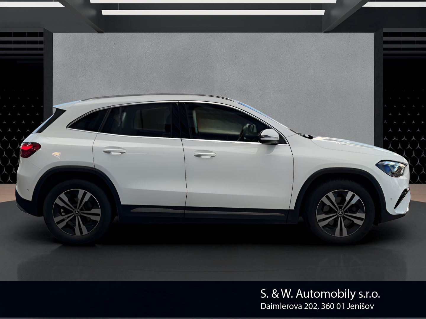 Mercedes-Benz GLA, GLA180d - fotka 4