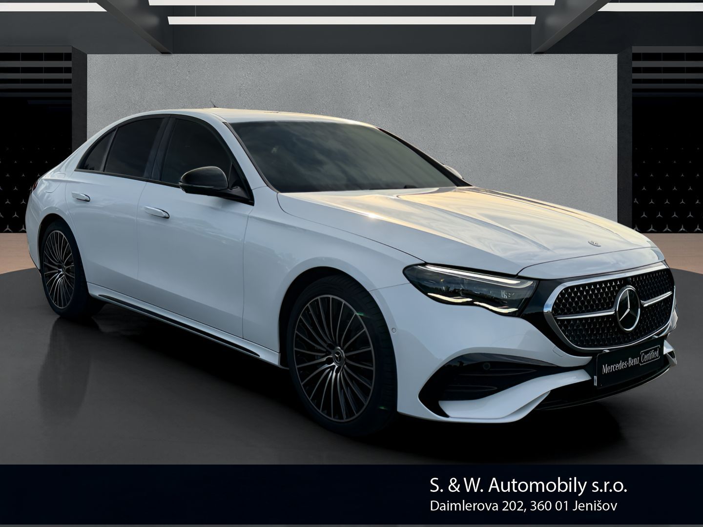 Mercedes-Benz Třídy E, E 220 d 4MATIC - fotka 3