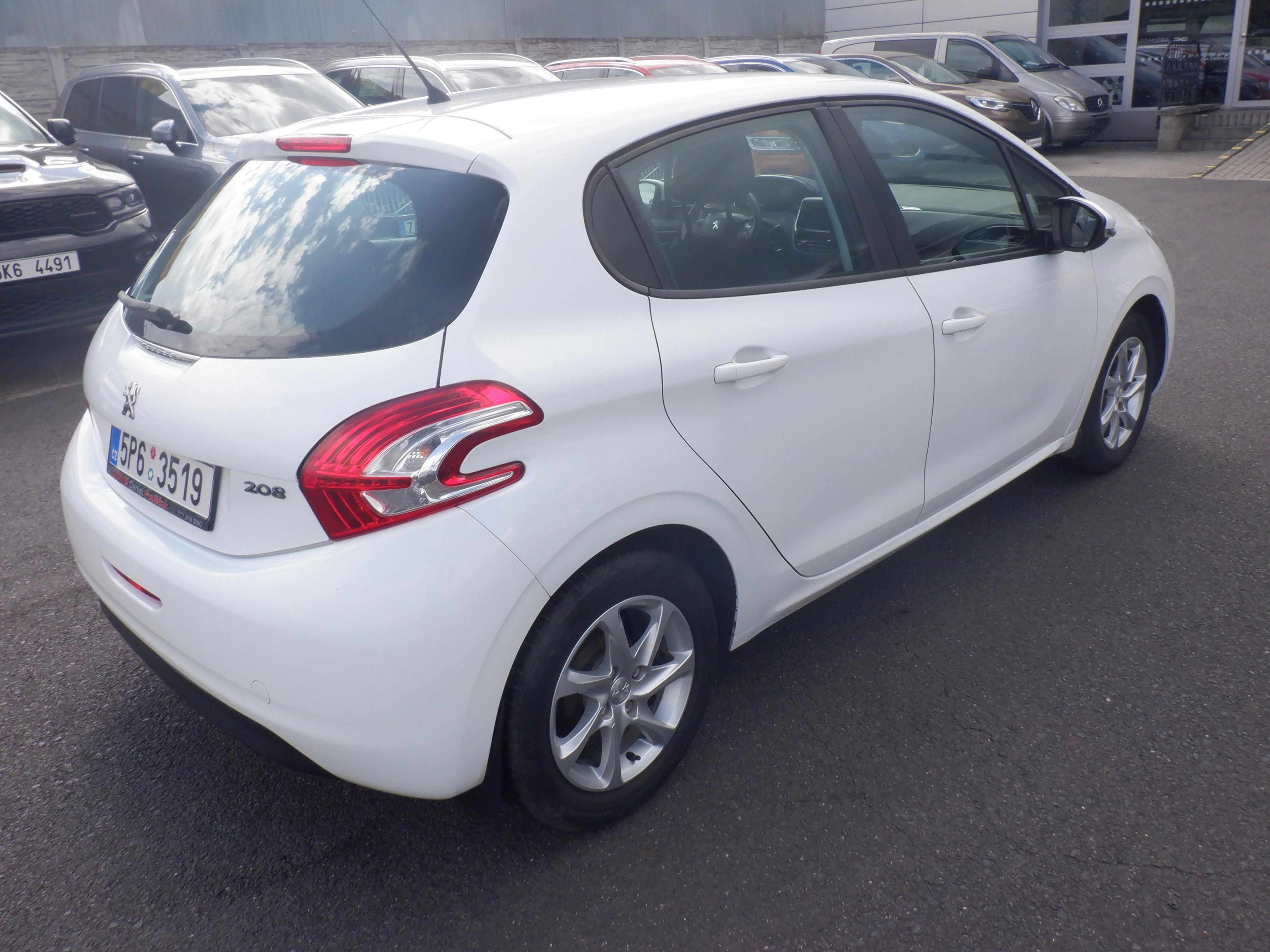 Peugeot 208, 1.0 VTi 50kW,ČR - fotka 5