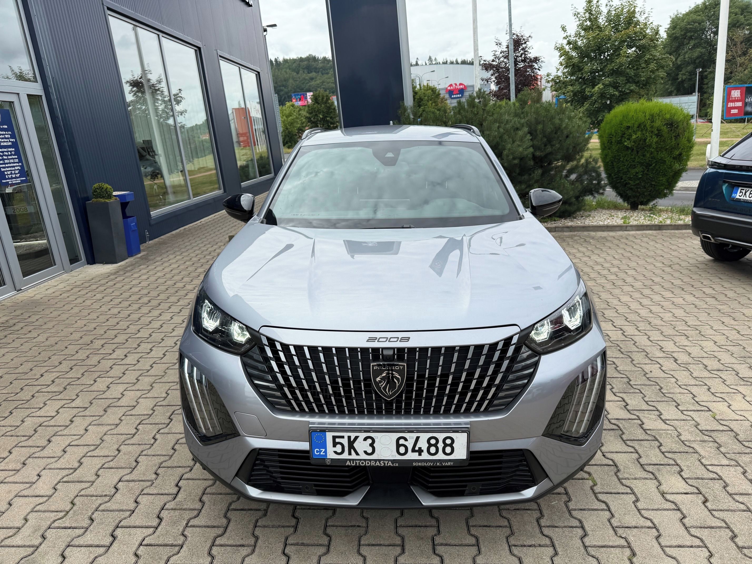 Peugeot 2008, ALLURE 1.2 PT 74kW MAN6 - fotka 3