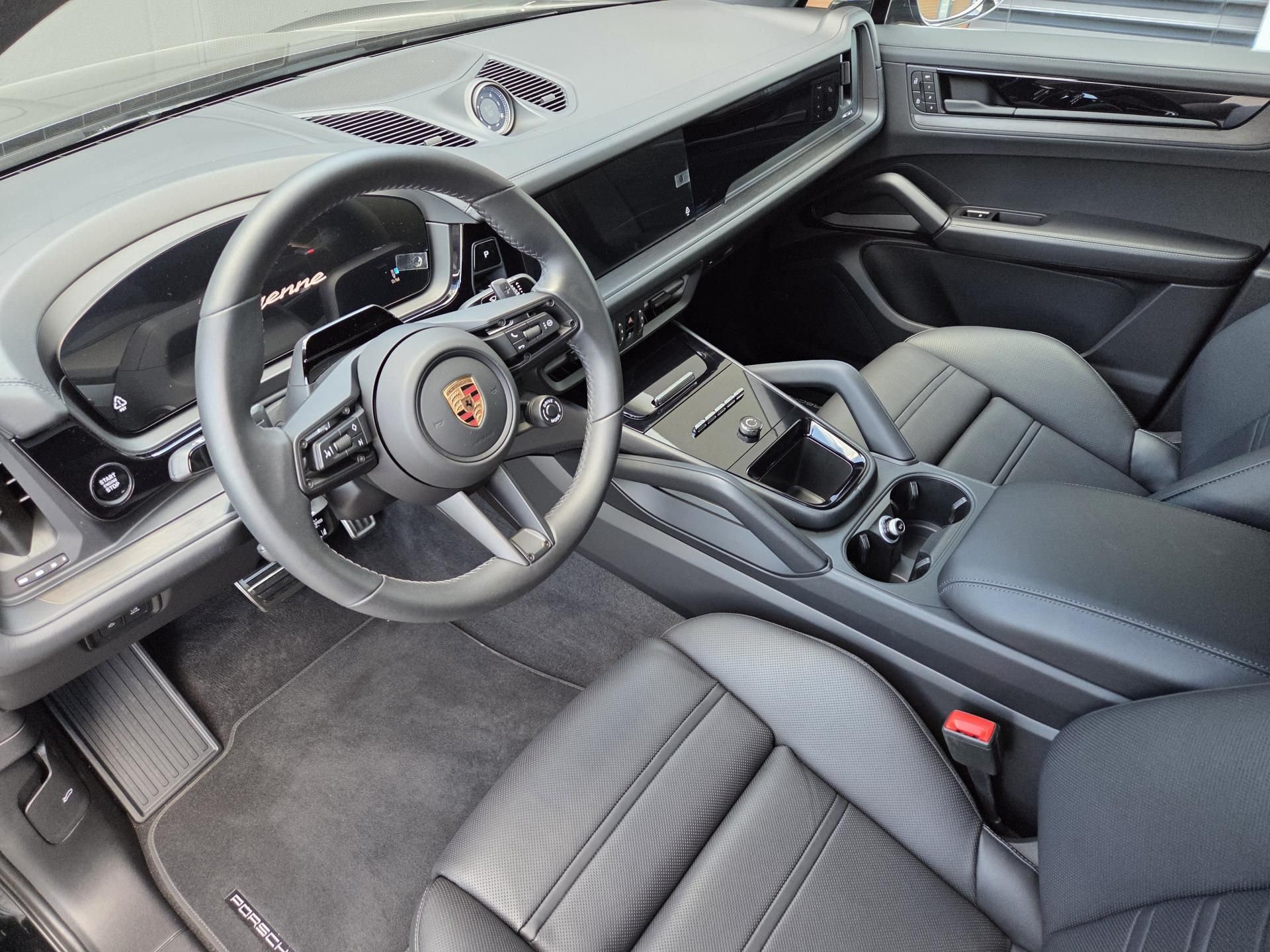 Porsche Cayenne, Coupe 260kW Black Edition - fotka 6