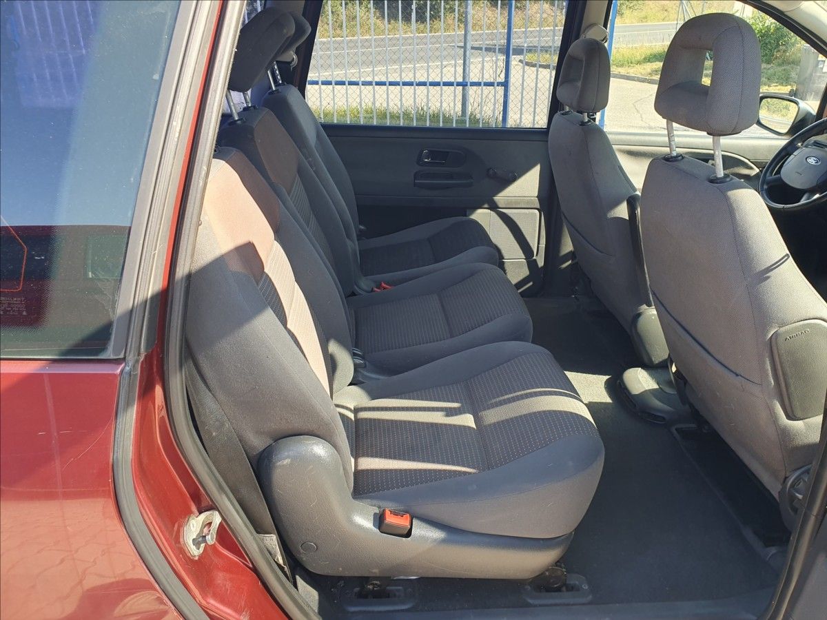 Ford Galaxy, 1,9 trend - fotka 6