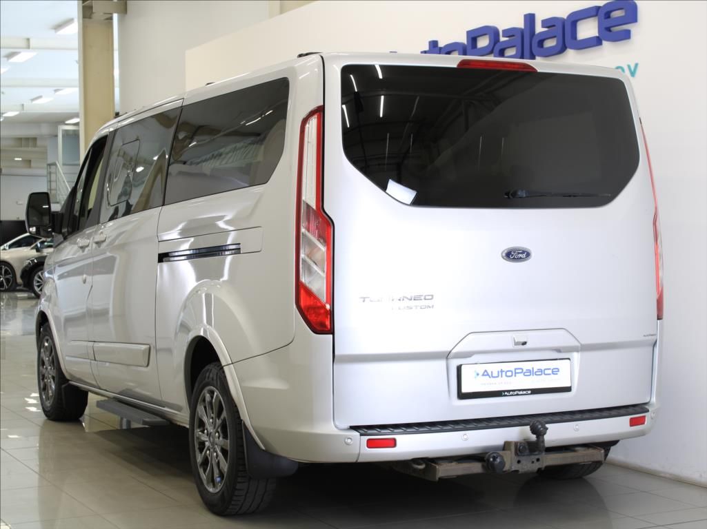 Ford Tourneo Custom, 2,0 EB 136kW AT Kůže 117tkm.ČR - fotka 3