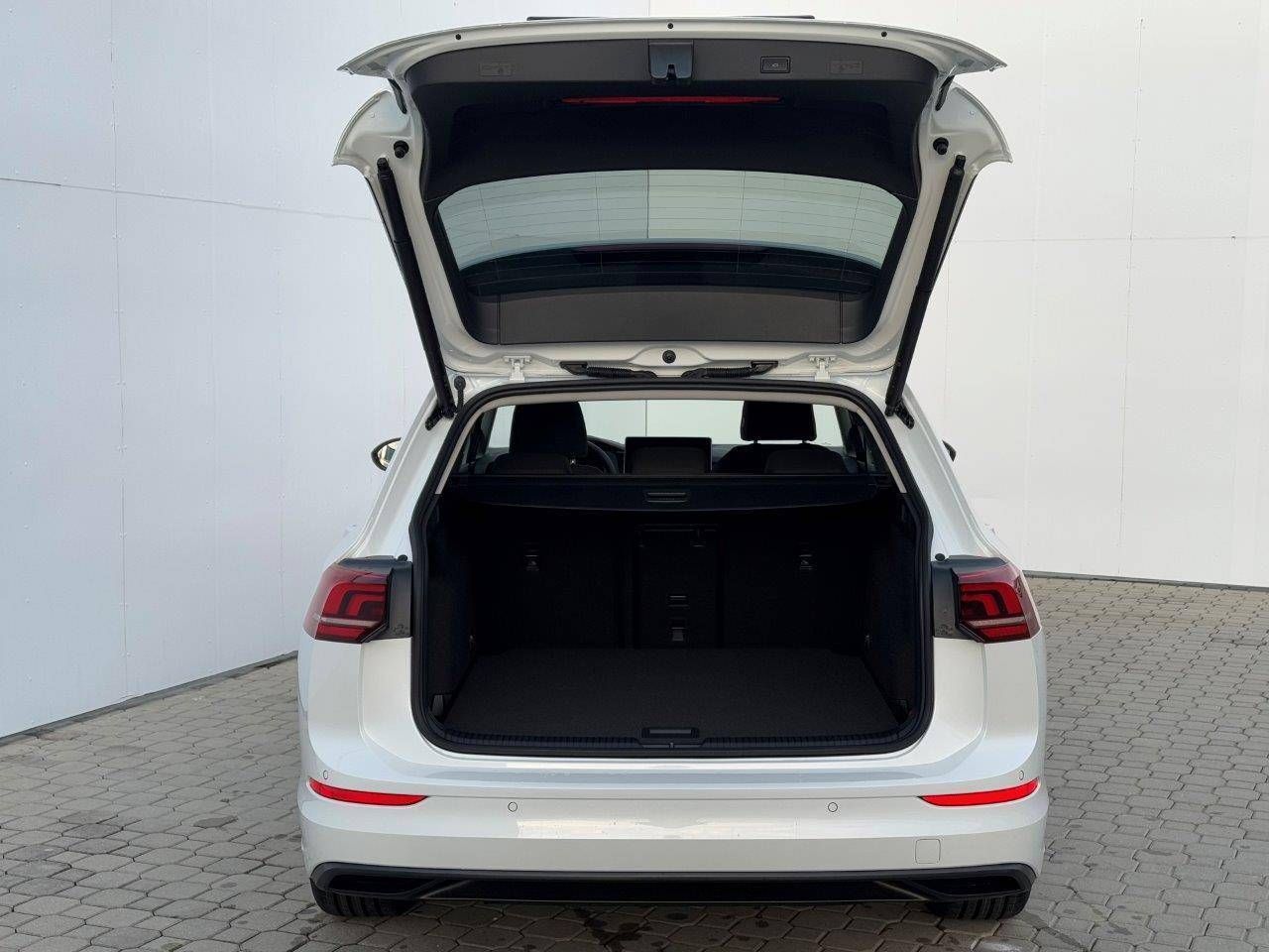 Volkswagen Golf, People 6G 1,5TSI - fotka 4