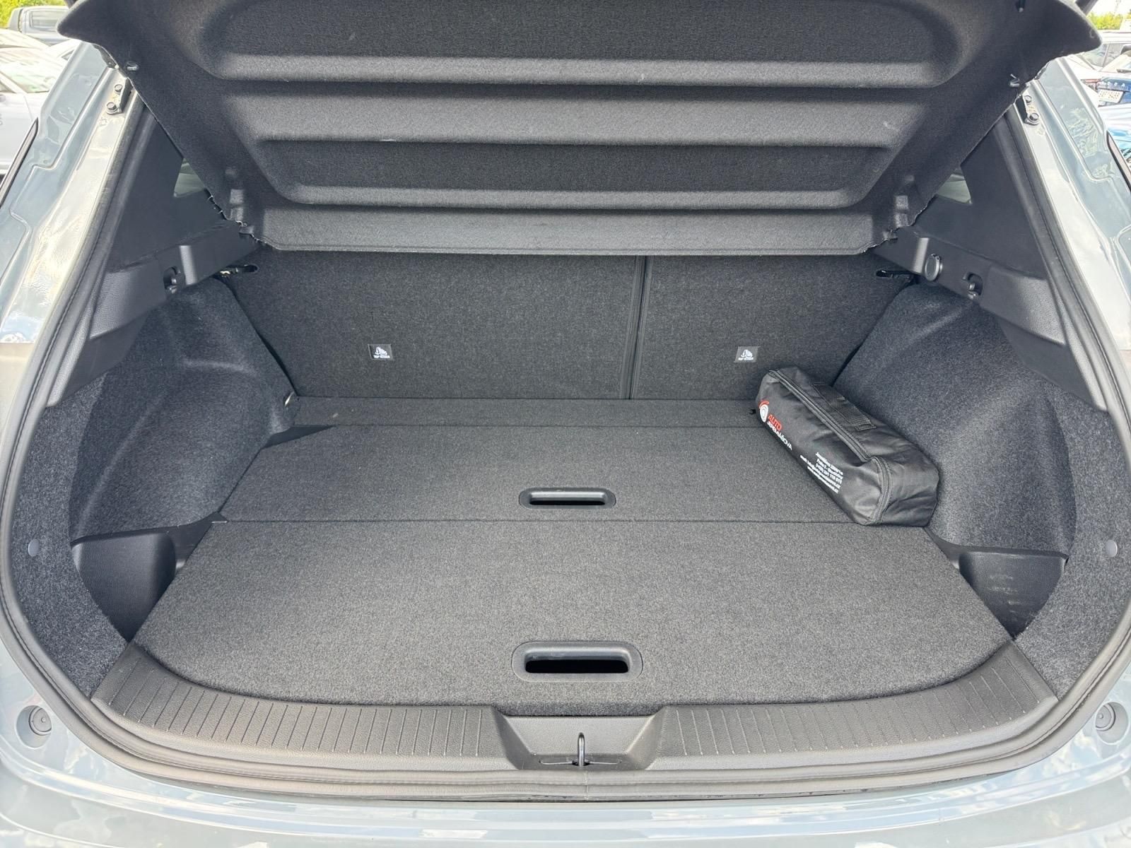 Nissan Qashqai, N-CONNECTA 1.3MHEV 116kW CZ - fotka 6