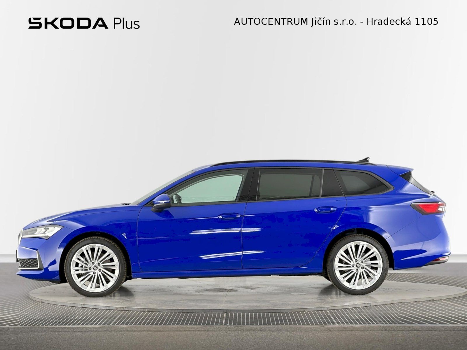 Škoda Superb, Combi DSG 2.0TDI 142kW 4x4 Sel - fotka 3