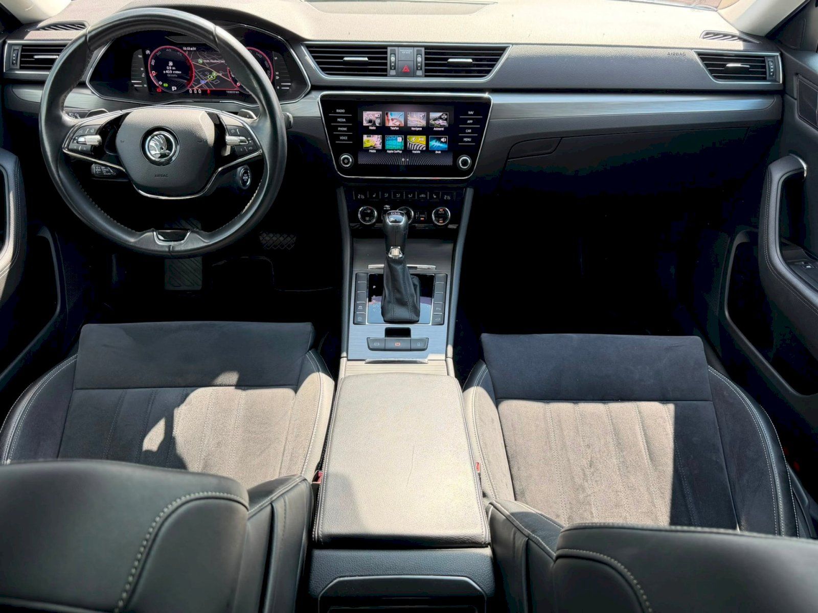 Škoda Superb, combi Style 2,0 TDI 110 kW 7° - fotka 5