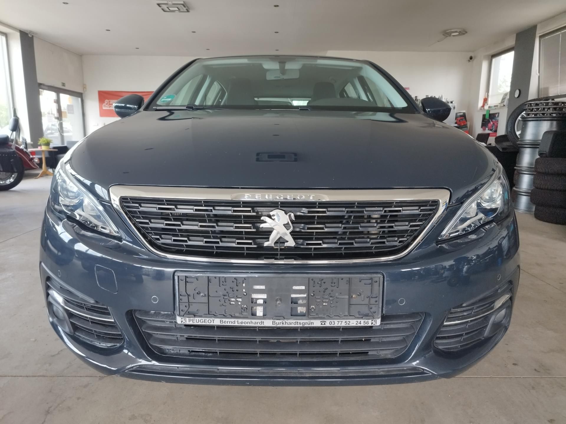 Peugeot 308, 1,2I,81KW,1.ROK ZÁRUKA,NAJ.54t - fotka 2