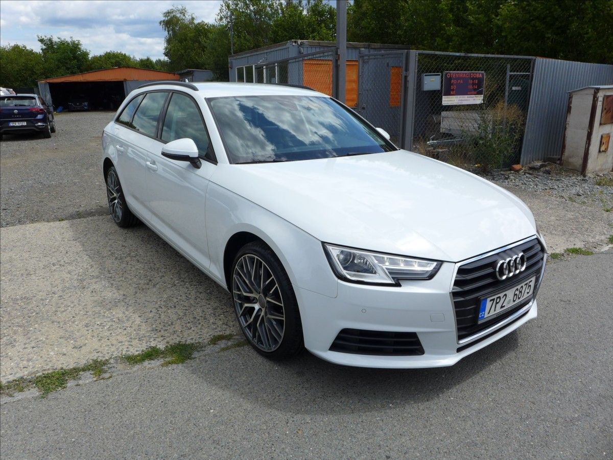 Audi A4, 2,0 TDI  140KW, NAVI, VÝHŘEV - fotka 4