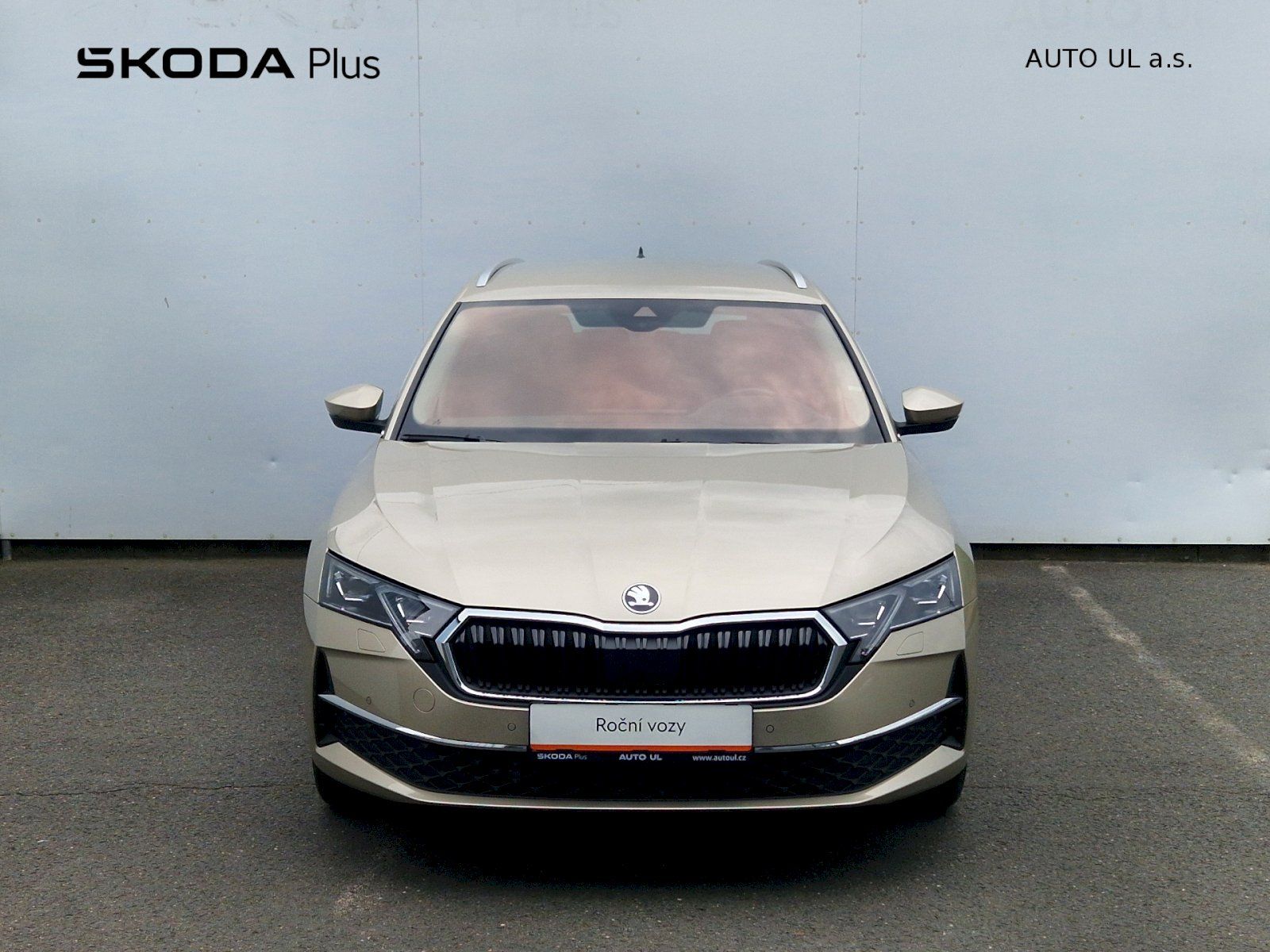 Škoda Octavia, 1.5TSI 110kW DSG Top Selection - fotka 4