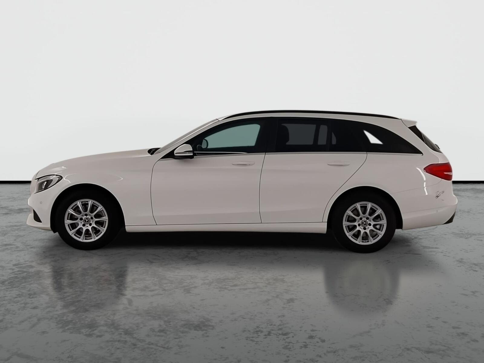 Mercedes-Benz Třídy C, 180, Automat, Kůže, Navi - fotka 3