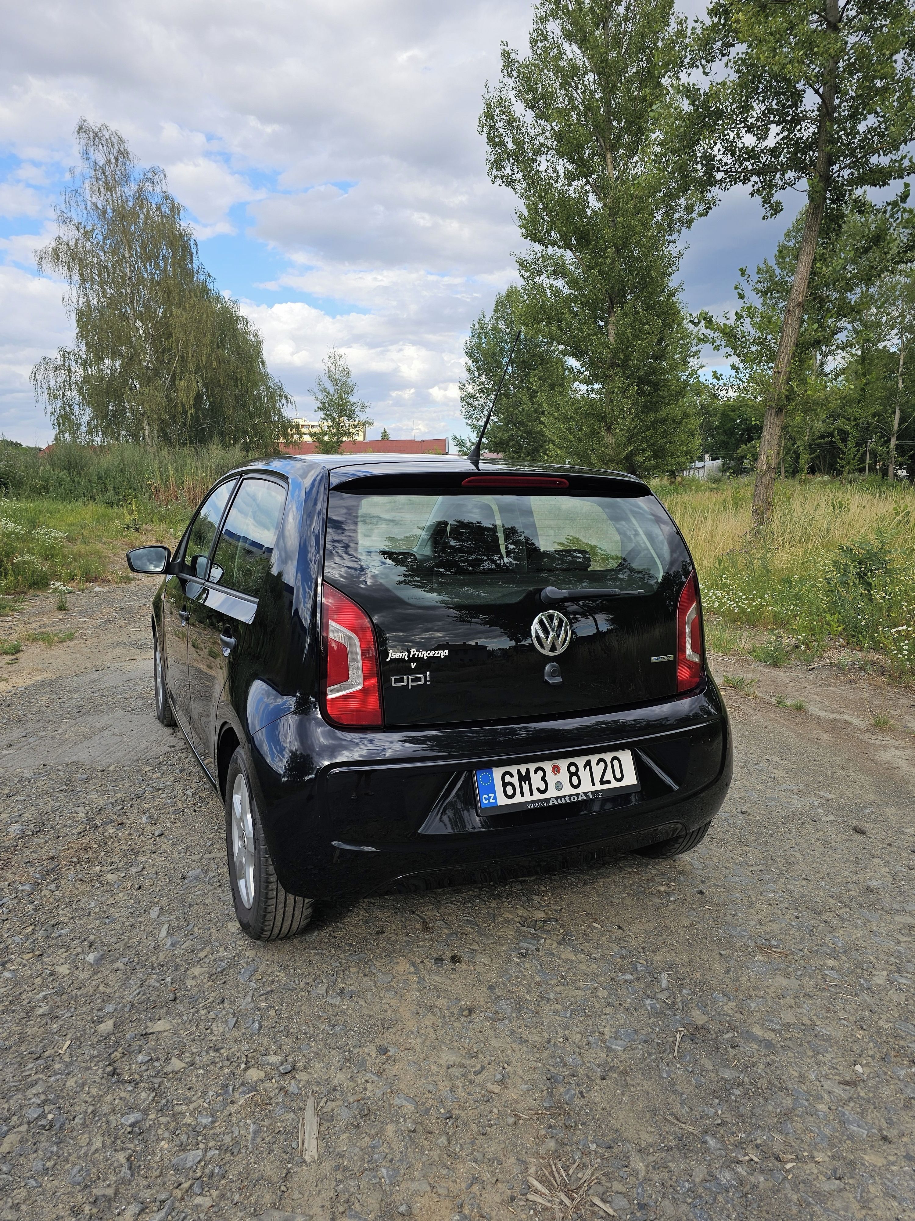 Volkswagen Up!, 1.0 MPI,  55 kW - fotka 3