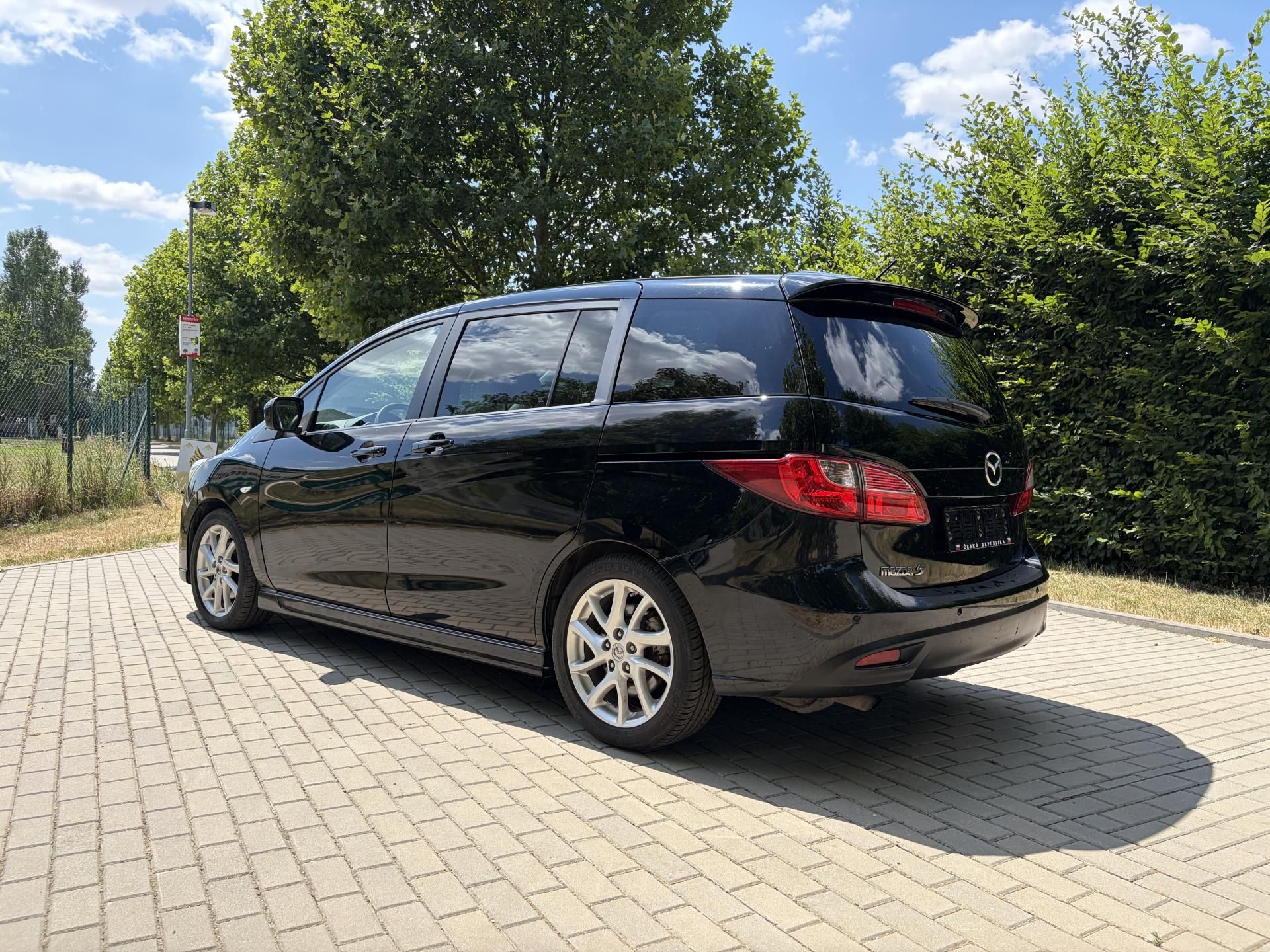 Mazda 5, 2.0 Sports-Line - fotka 6