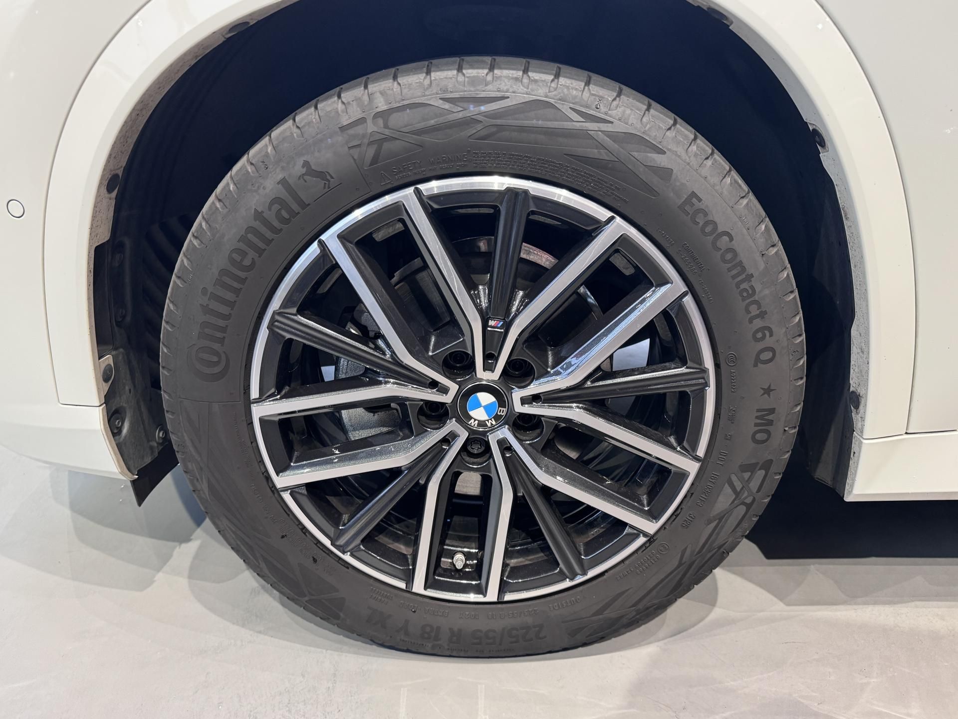 BMW X1, xDrive20d M-Sport - fotka 5
