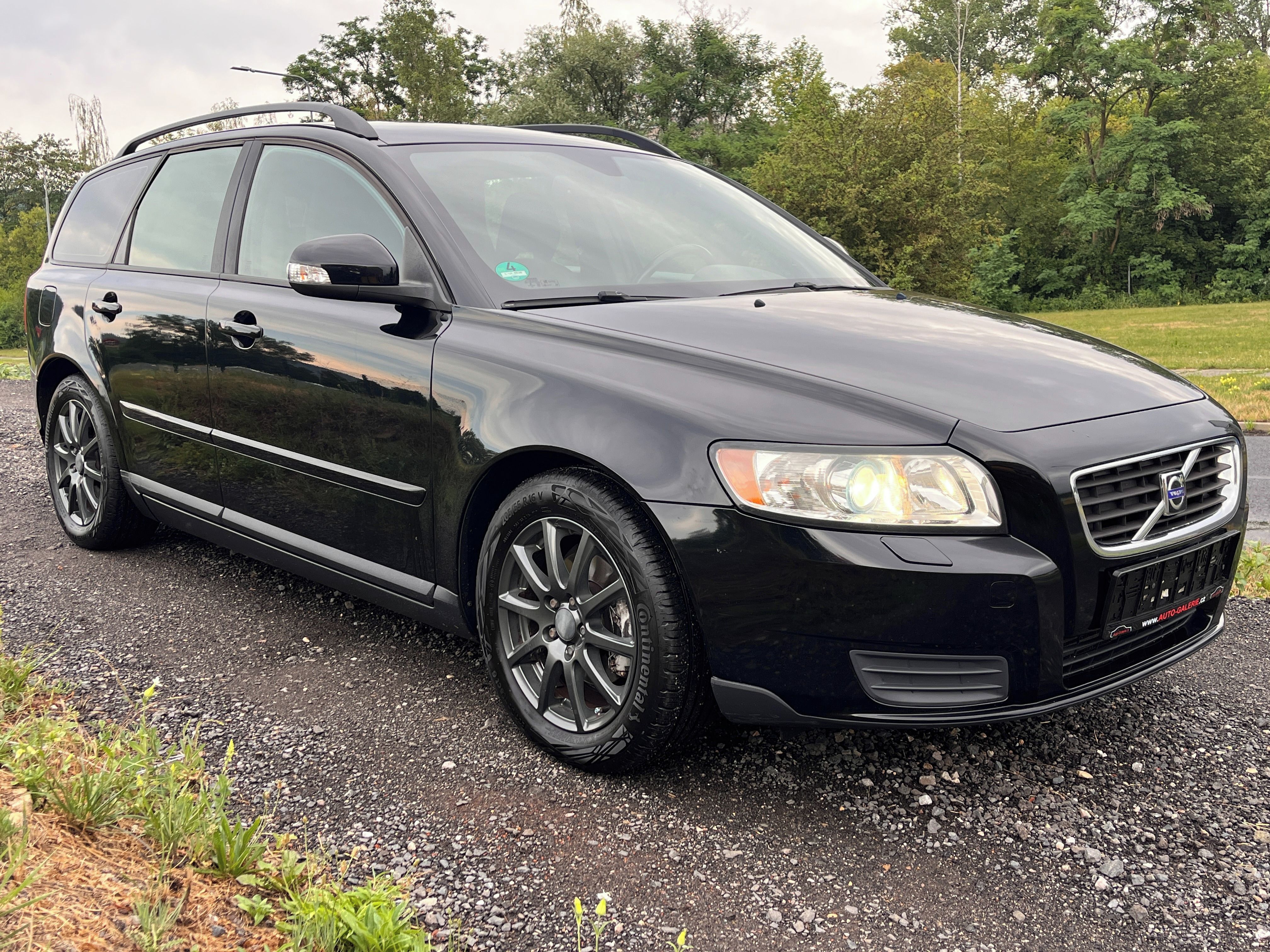 Volvo V50, 1.6D,XENON,SOUND,ALU16 - fotka 4