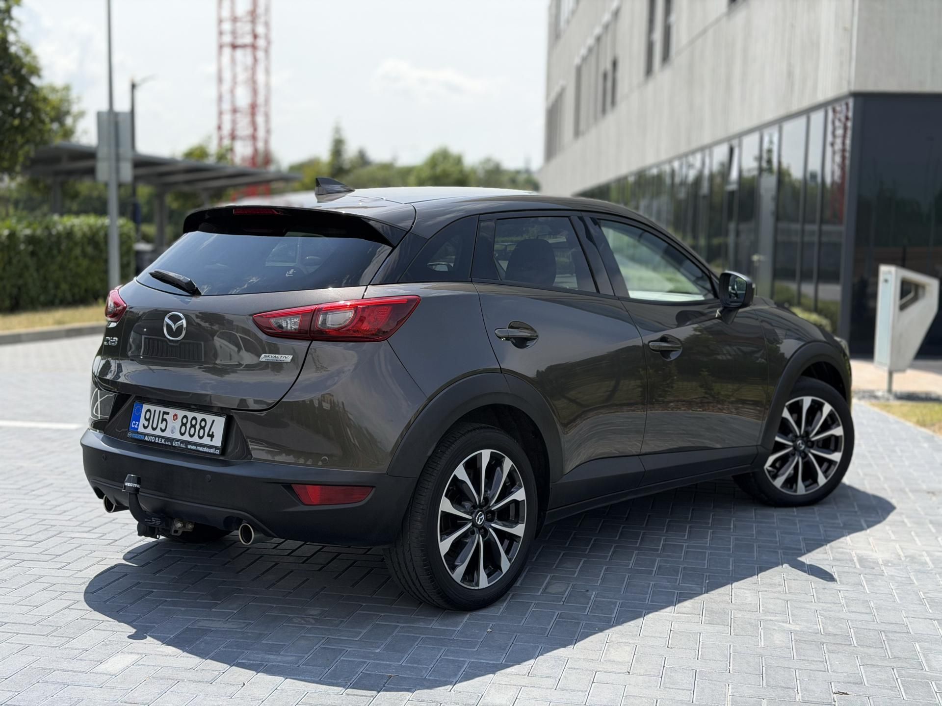 Mazda CX-3, 2.0i 89 kW / tažné - fotka 4