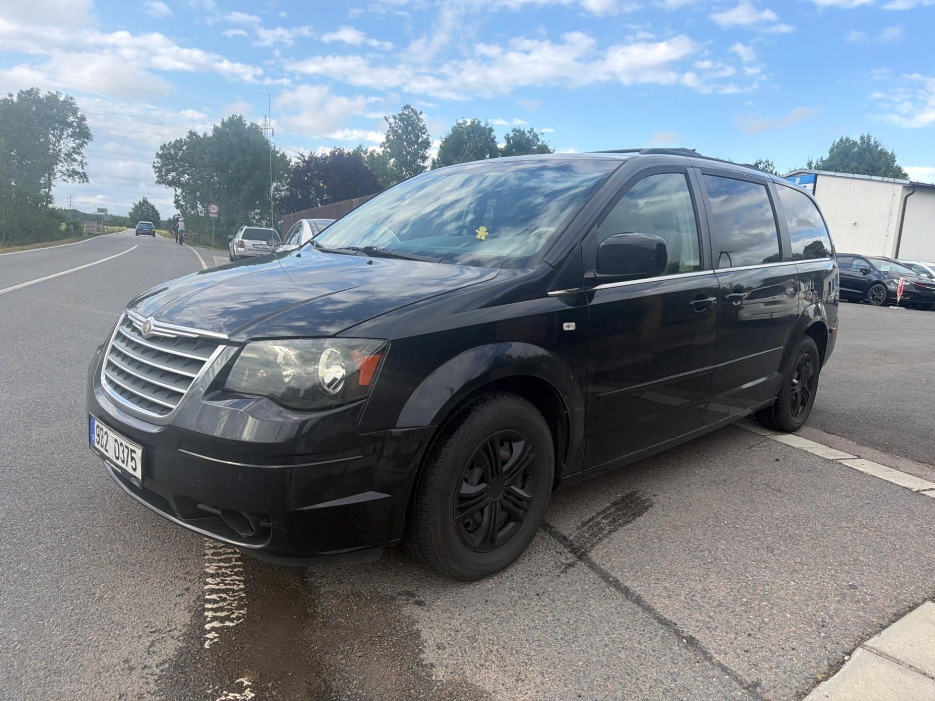 Chrysler Town & Country, 3,8V6 SwivelGo Limit 2007 - fotka 2