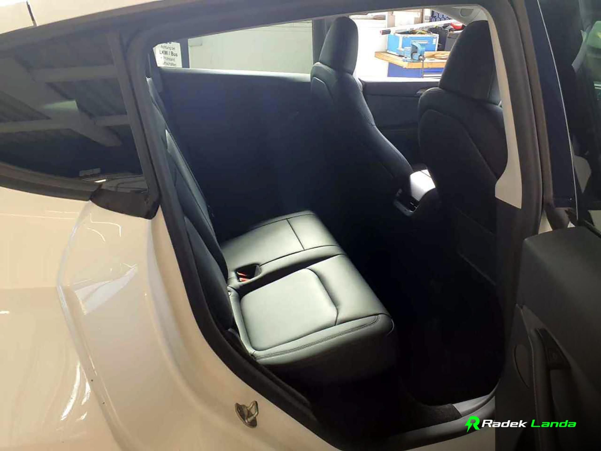 Tesla Model Y, Long Range AWD 78 kWh - fotka 6