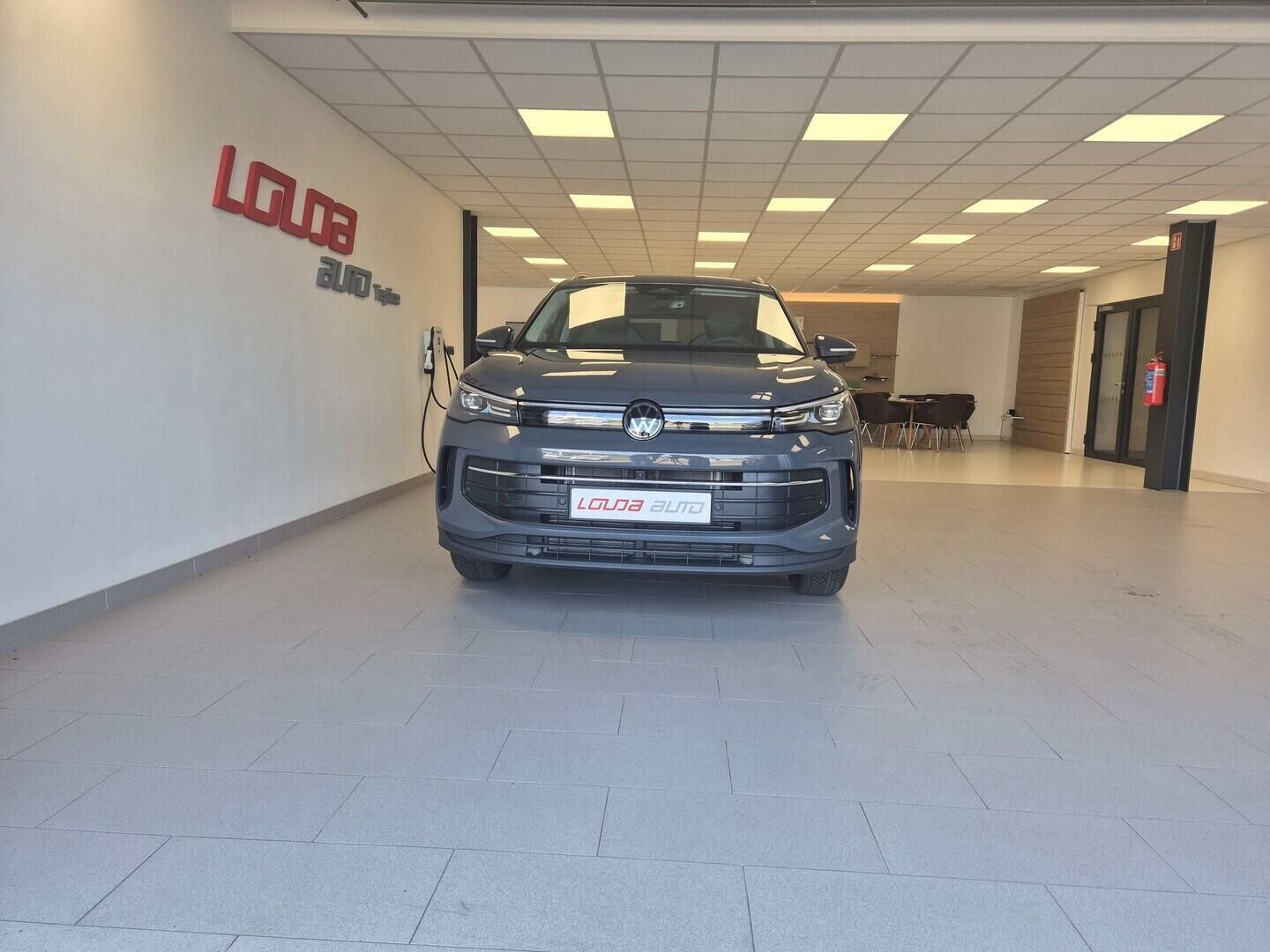 Volkswagen Tiguan, Love 1,5 eTSI mHEV 1,5 eTSI 11 - fotka 2
