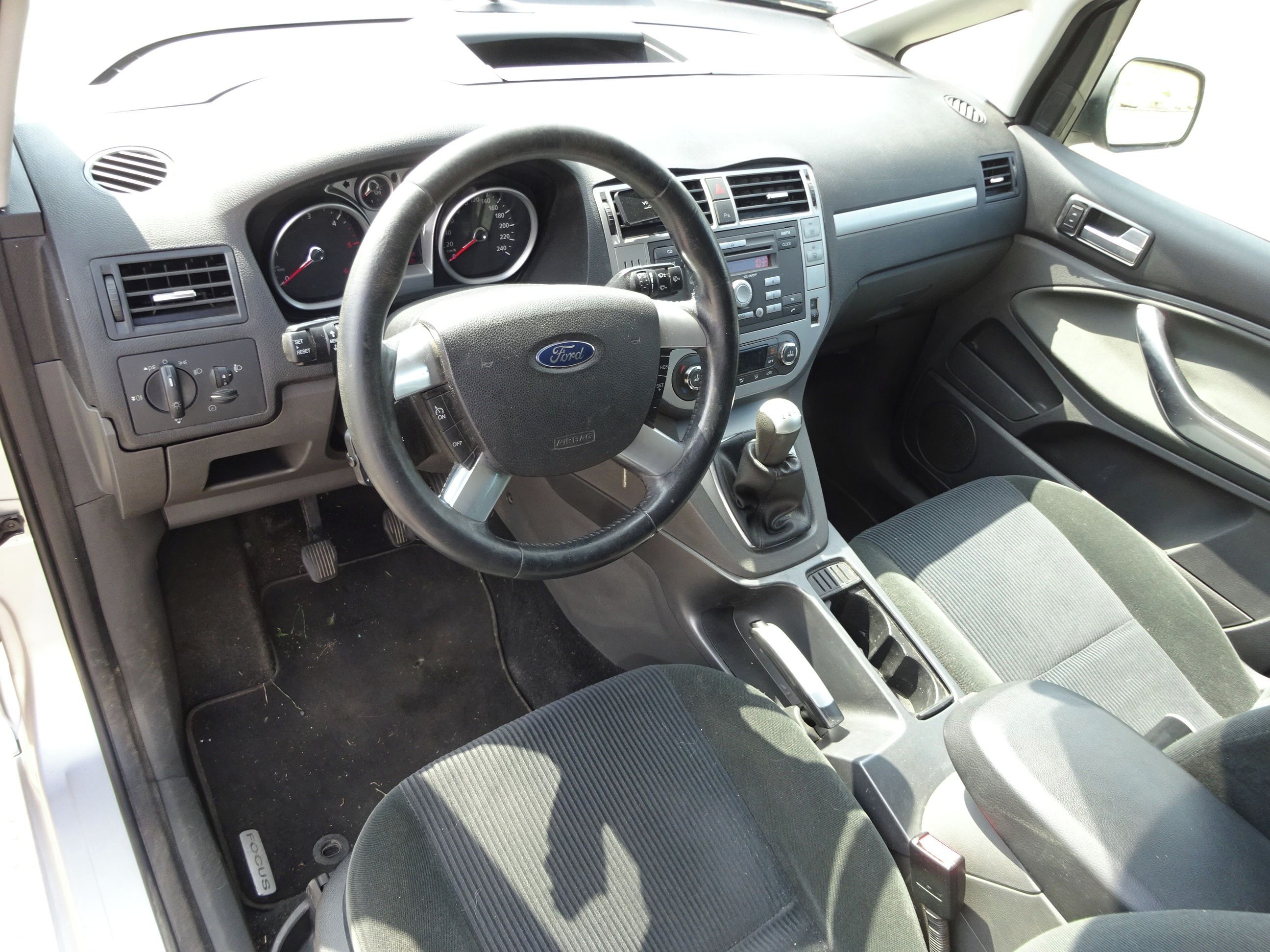Ford C-MAX, 1.6 HDI (66 KW) - fotka 5