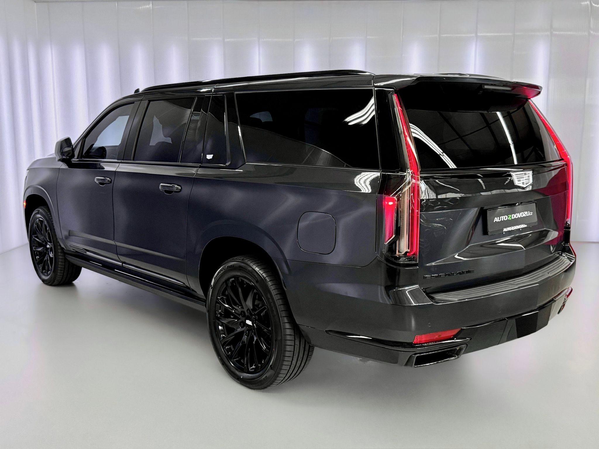 Cadillac Escalade, 6.2 V8 AWD ESV SPORT PLATINUM, - fotka 5