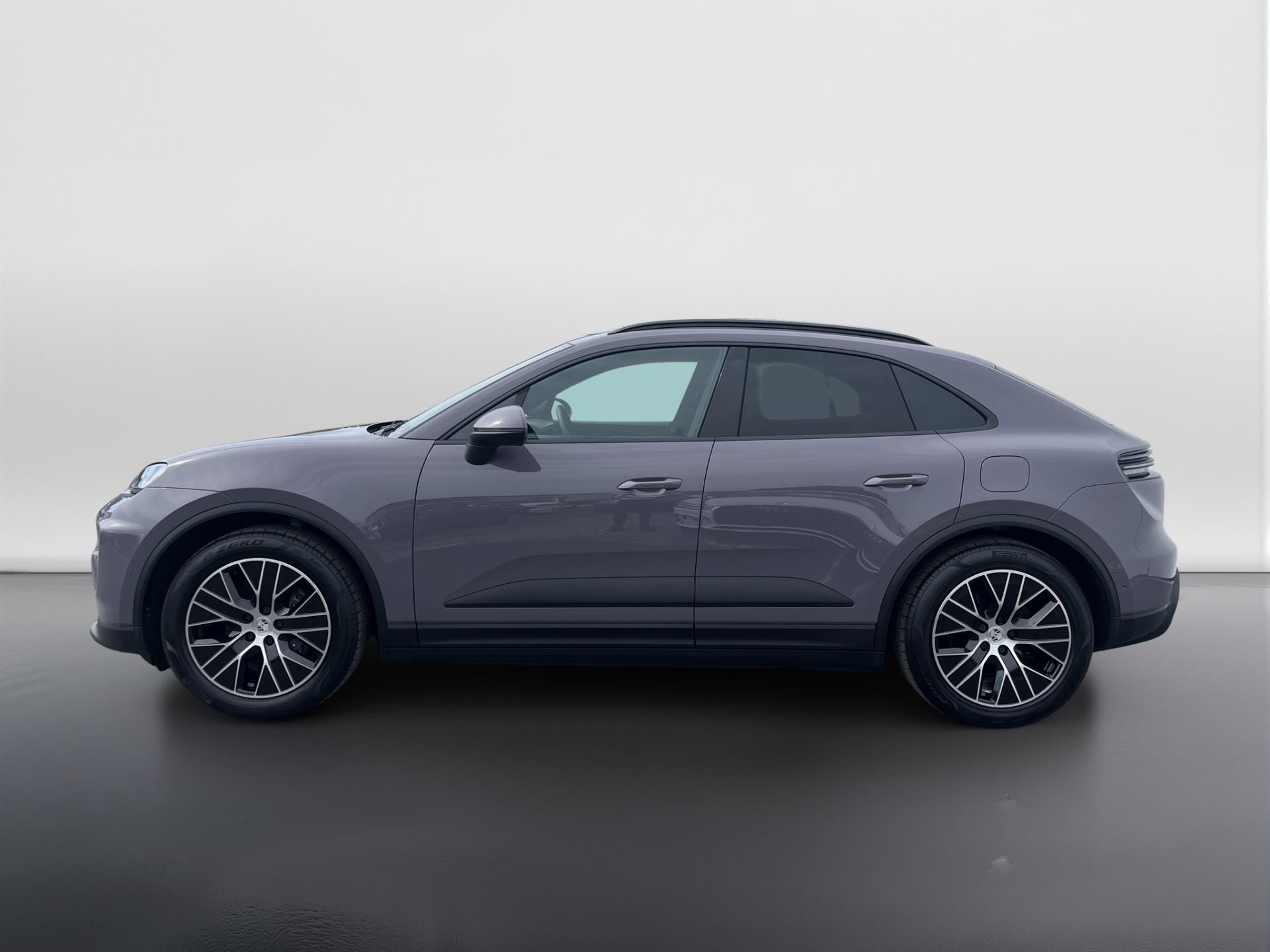 Porsche Macan, Electric - fotka 2