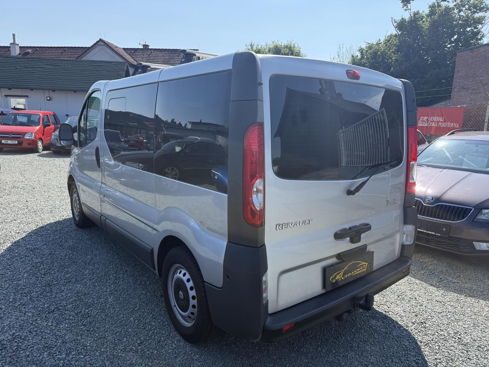 Renault Trafic, 2.5 DCI PASSENGER 9 MÍST - fotka 4